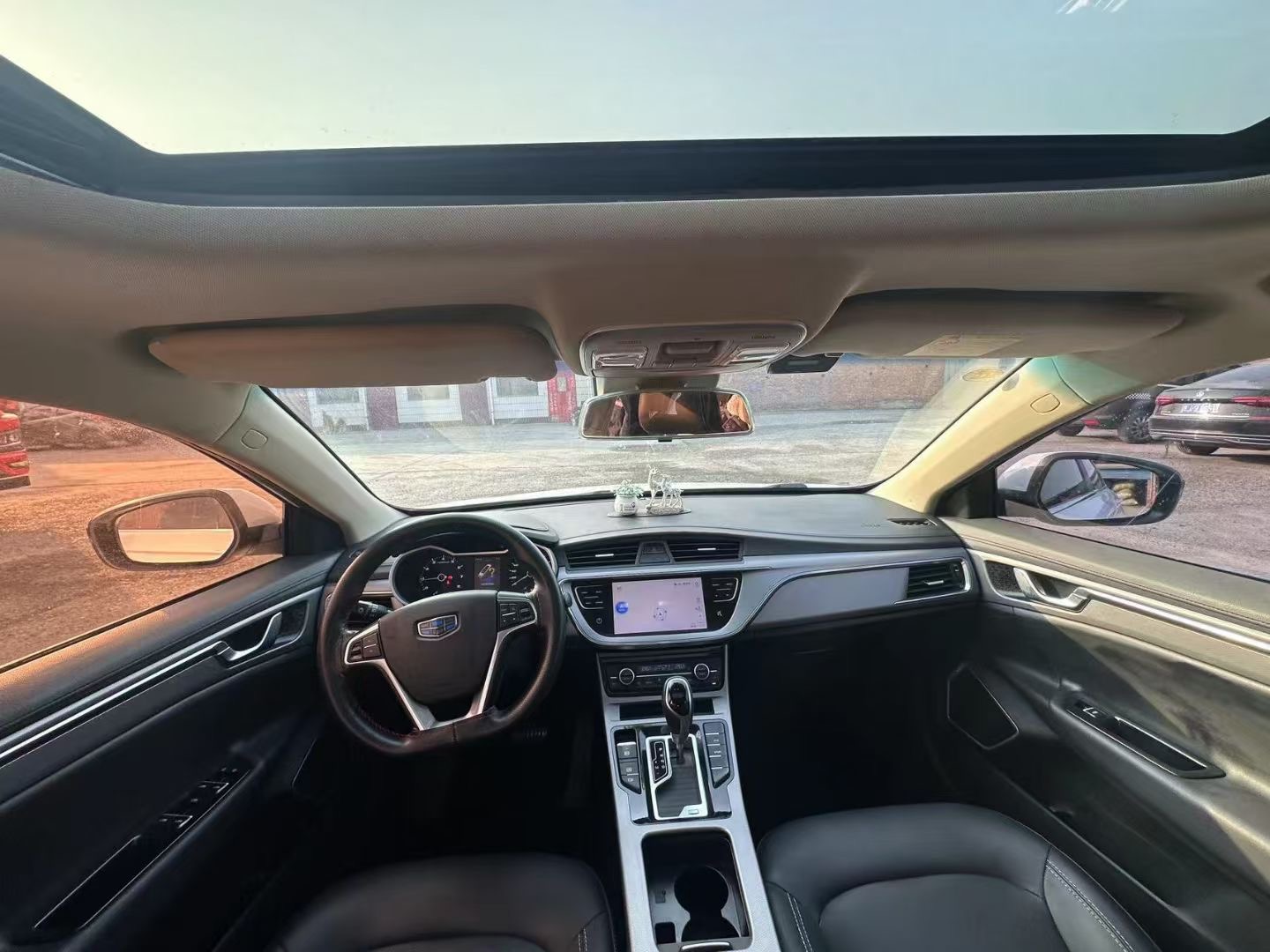 Emgrand GL 2019 #6 Emgrand GL 2019 car image #6