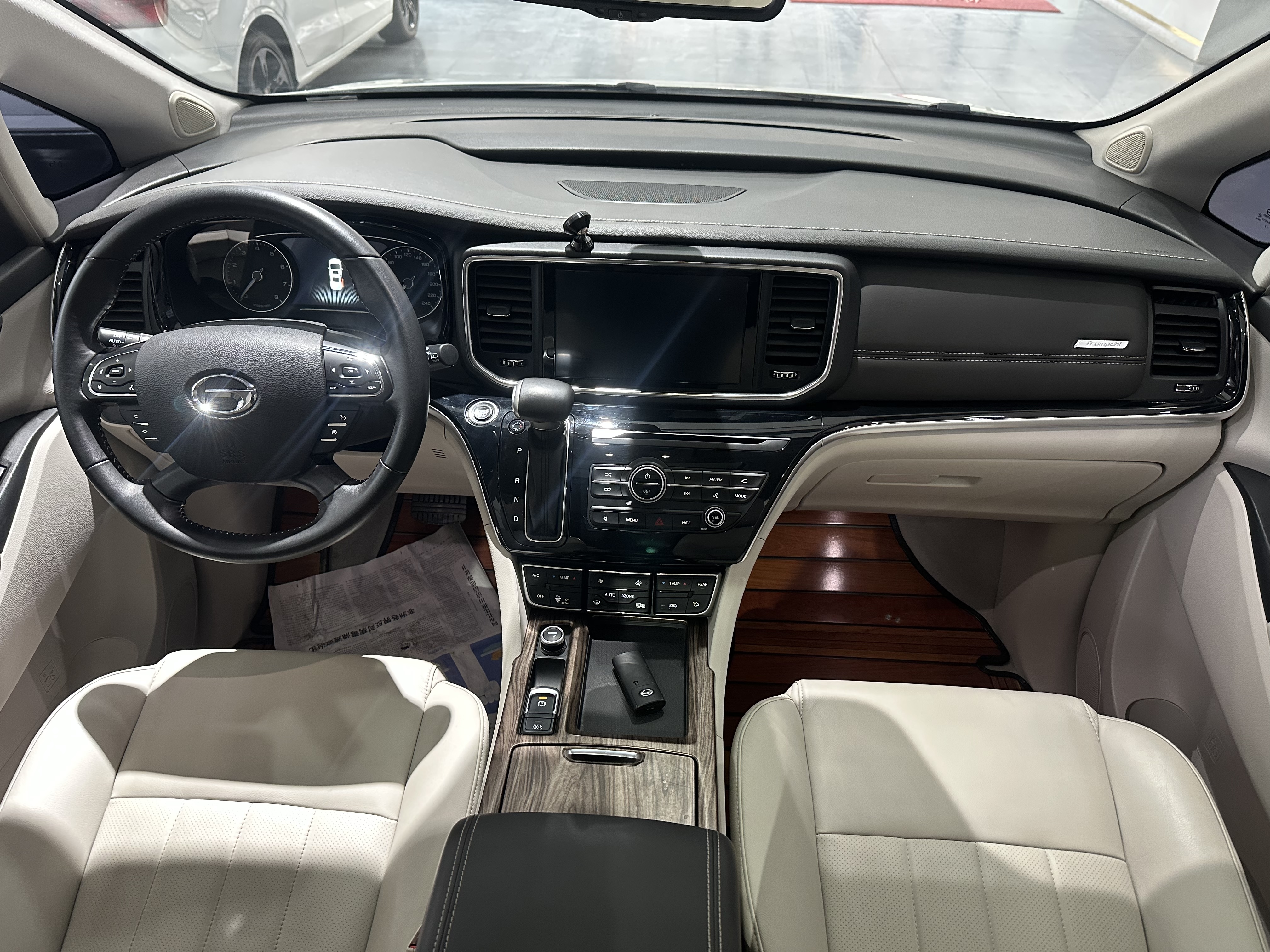 GAC Trumpchi M8 2020 car image #6