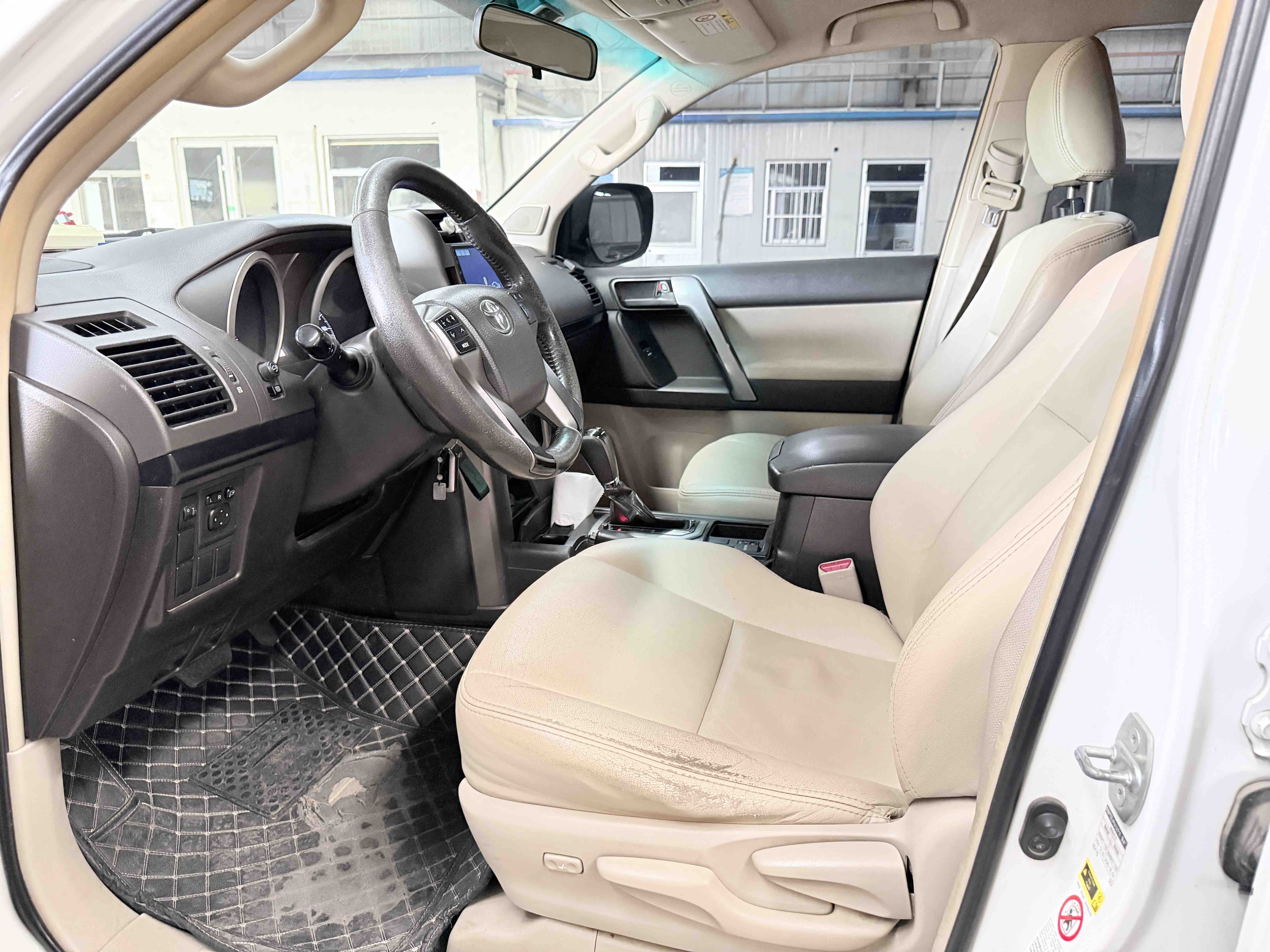 Toyota 2014 #6 Toyota 2014 car image #6