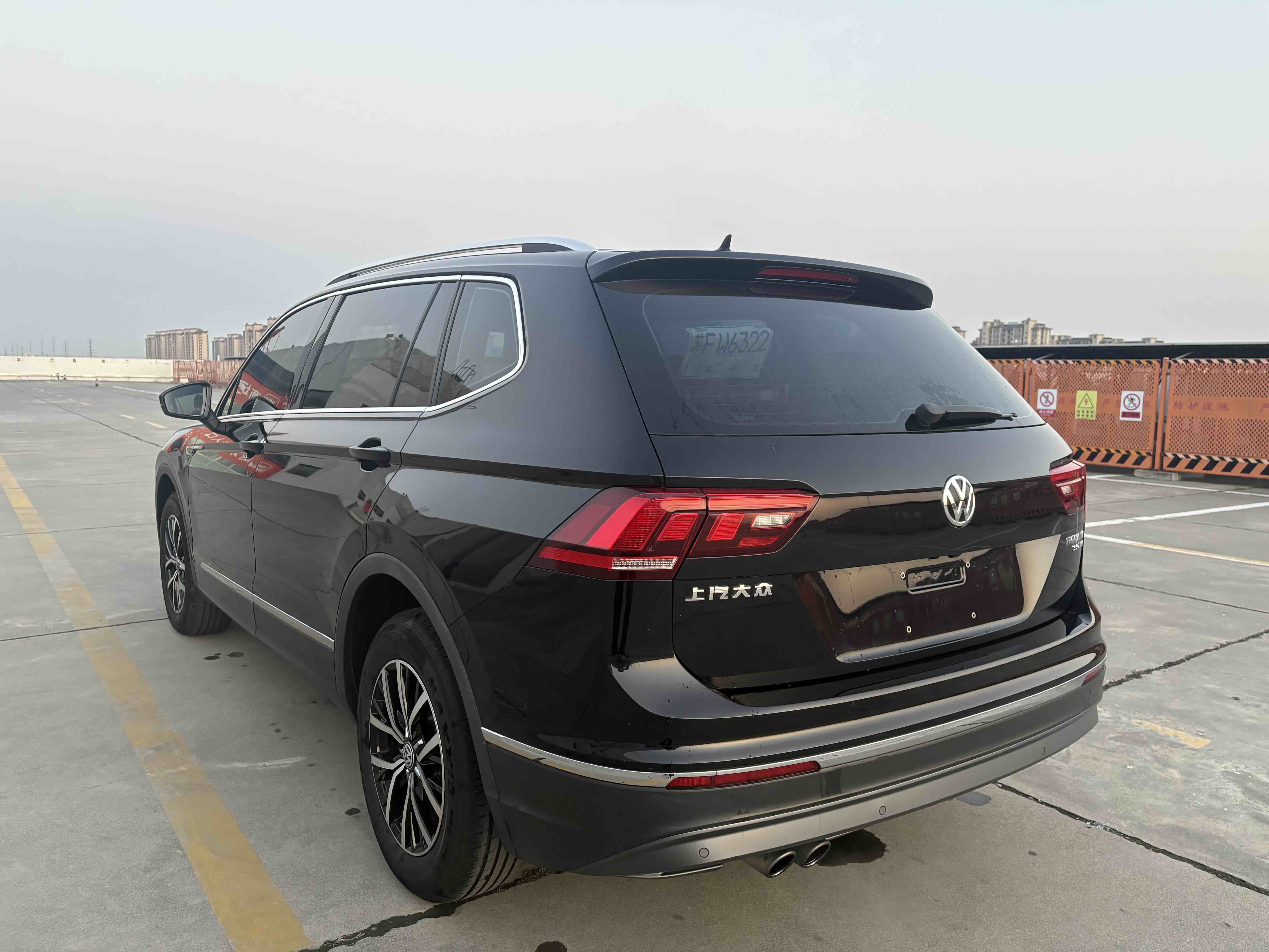 Volkswagen Tiguan L 2018 #6 Volkswagen Tiguan L 2018 car image #6