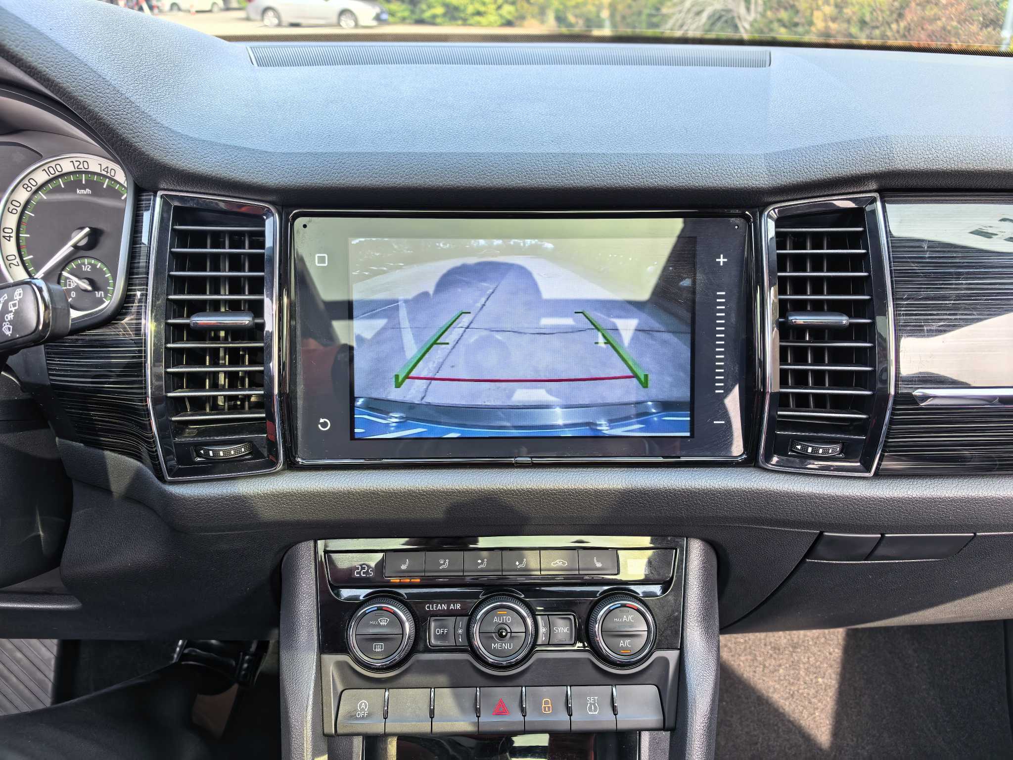 Skoda Kodiaq 2018 car image #6