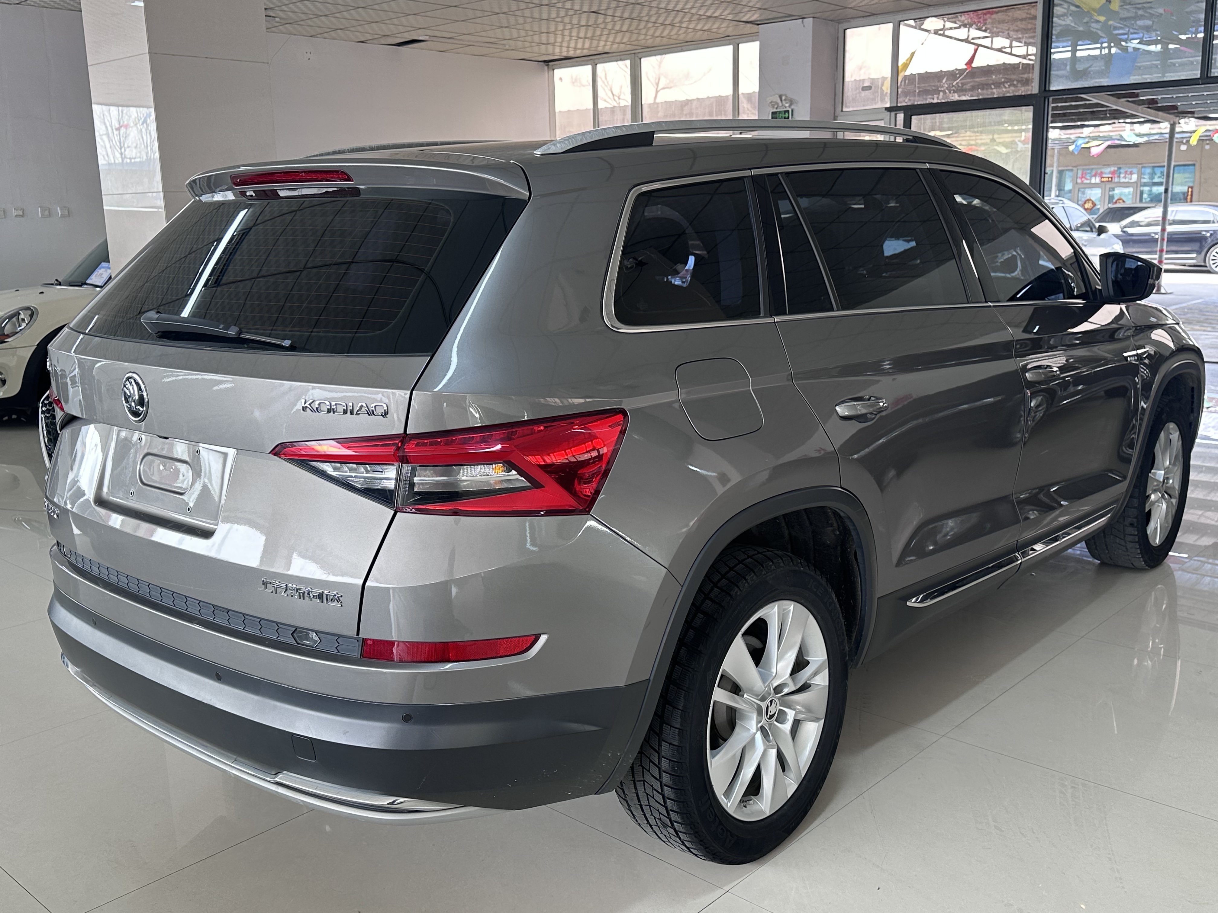 Skoda Kodiaq 2018 immagine di auto #6