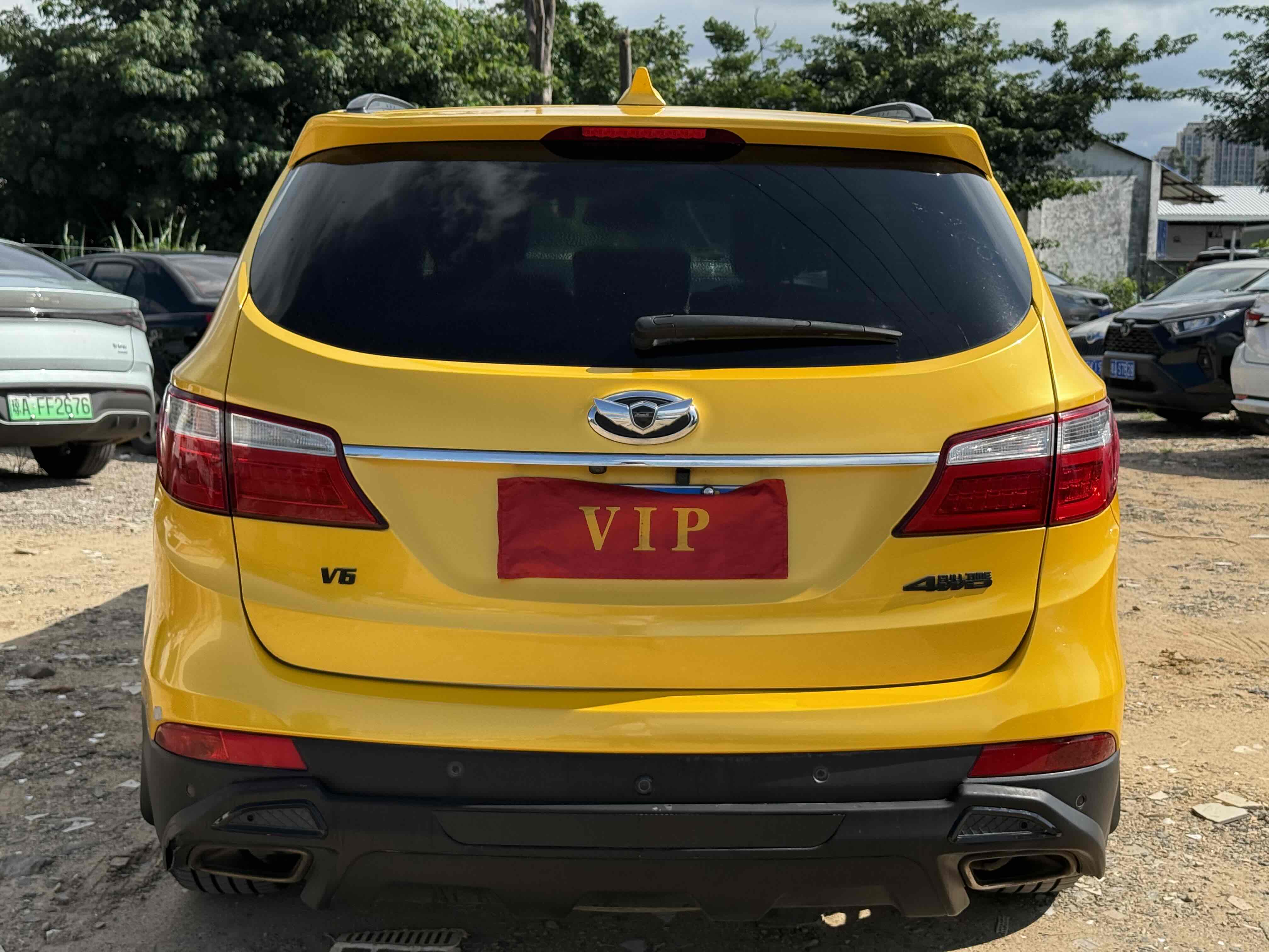 Hyundai Grand Santa Fe 2014 car image #6