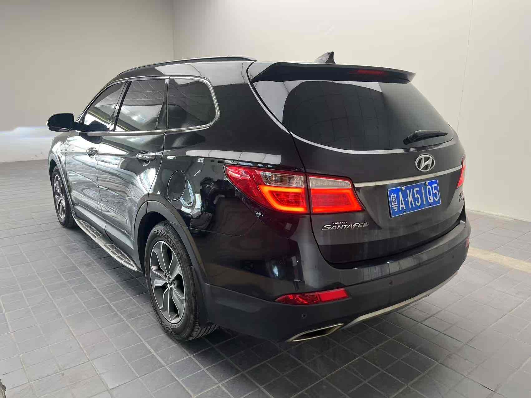 Hyundai Grand Santa Fe 2014 #6 Hyundai Grand Santa Fe 2014 car image #6