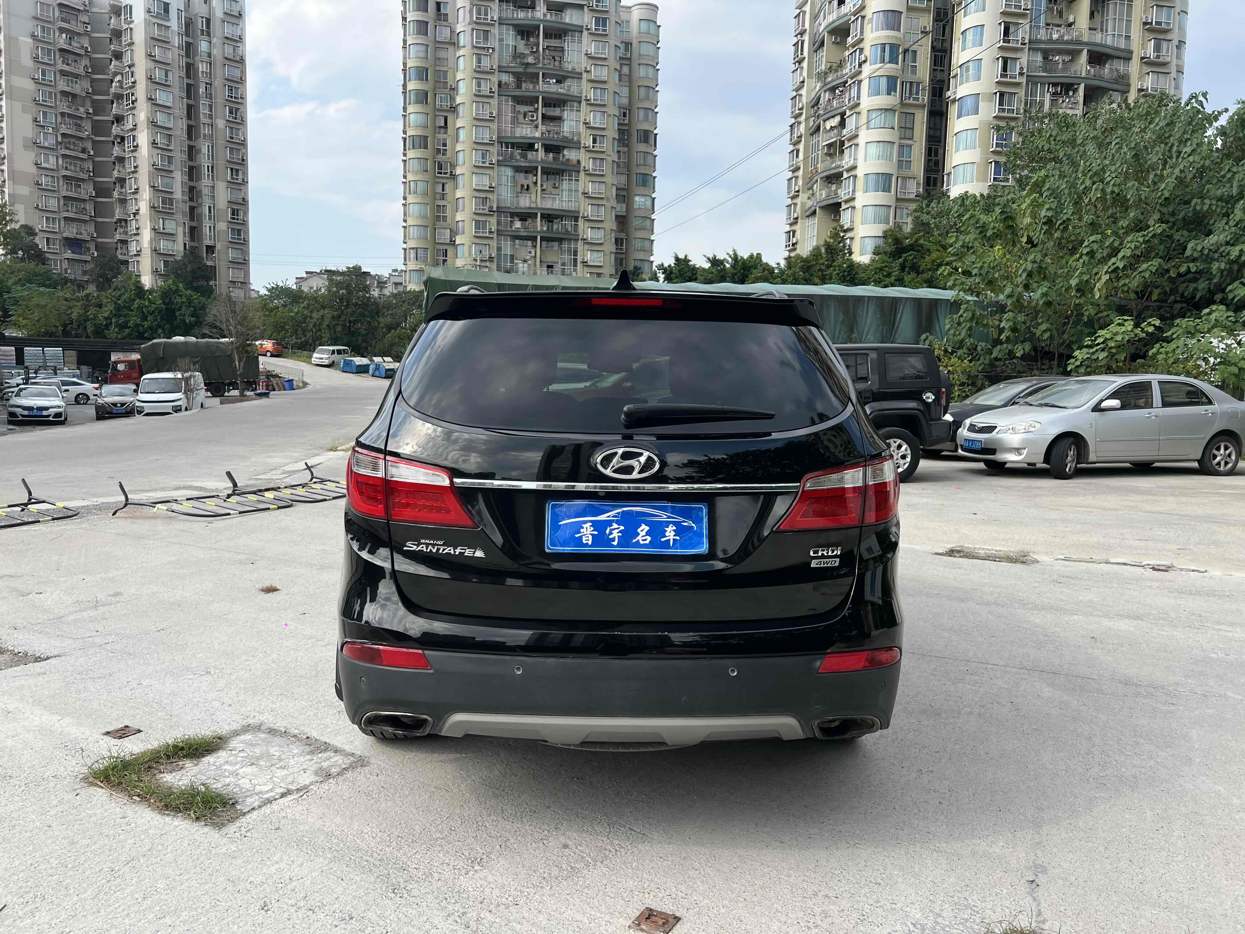 Hyundai Grand Santa Fe 2014 car image #6