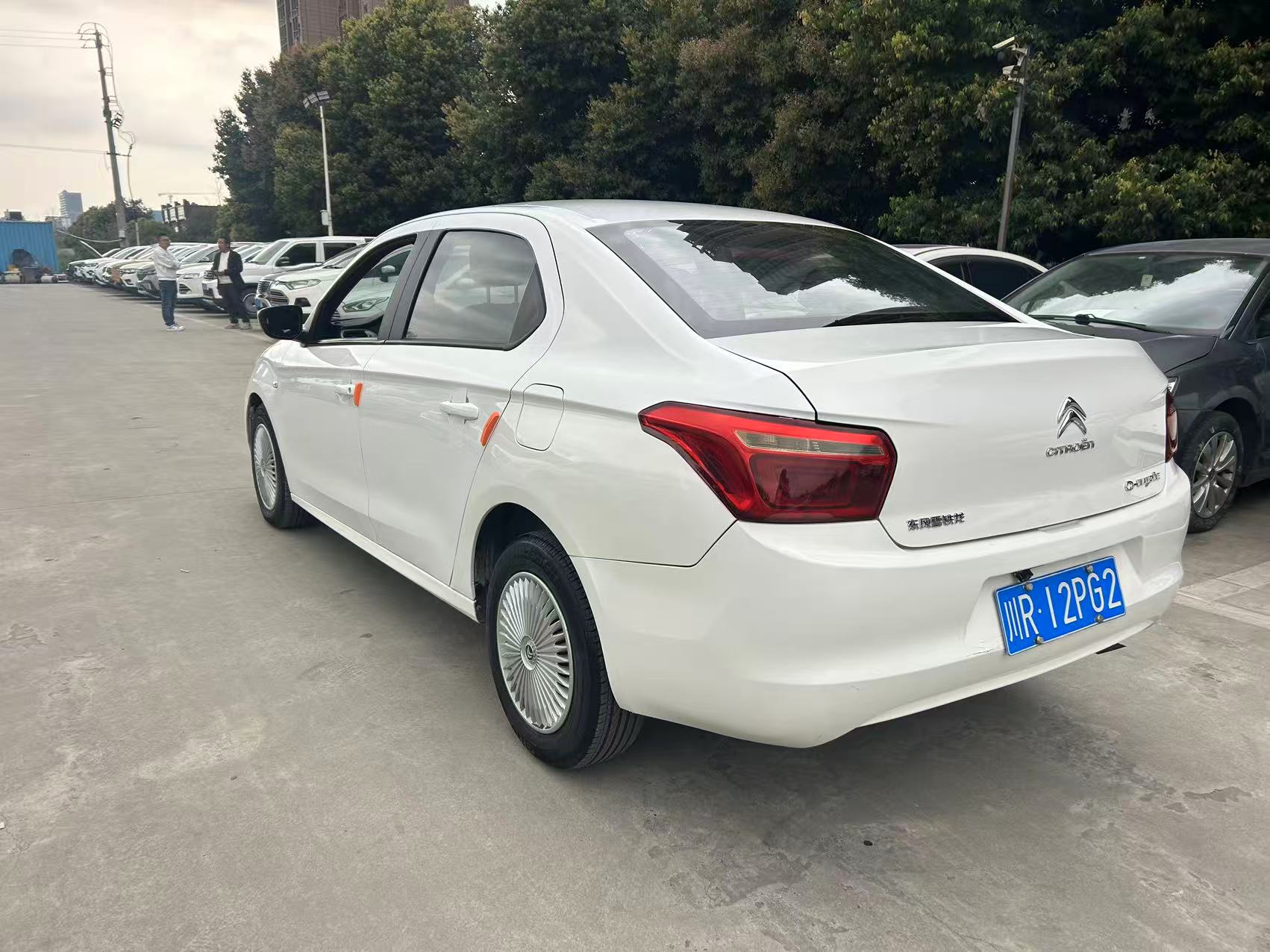 Citroen C-Elysée 2018 imagem de carro #6