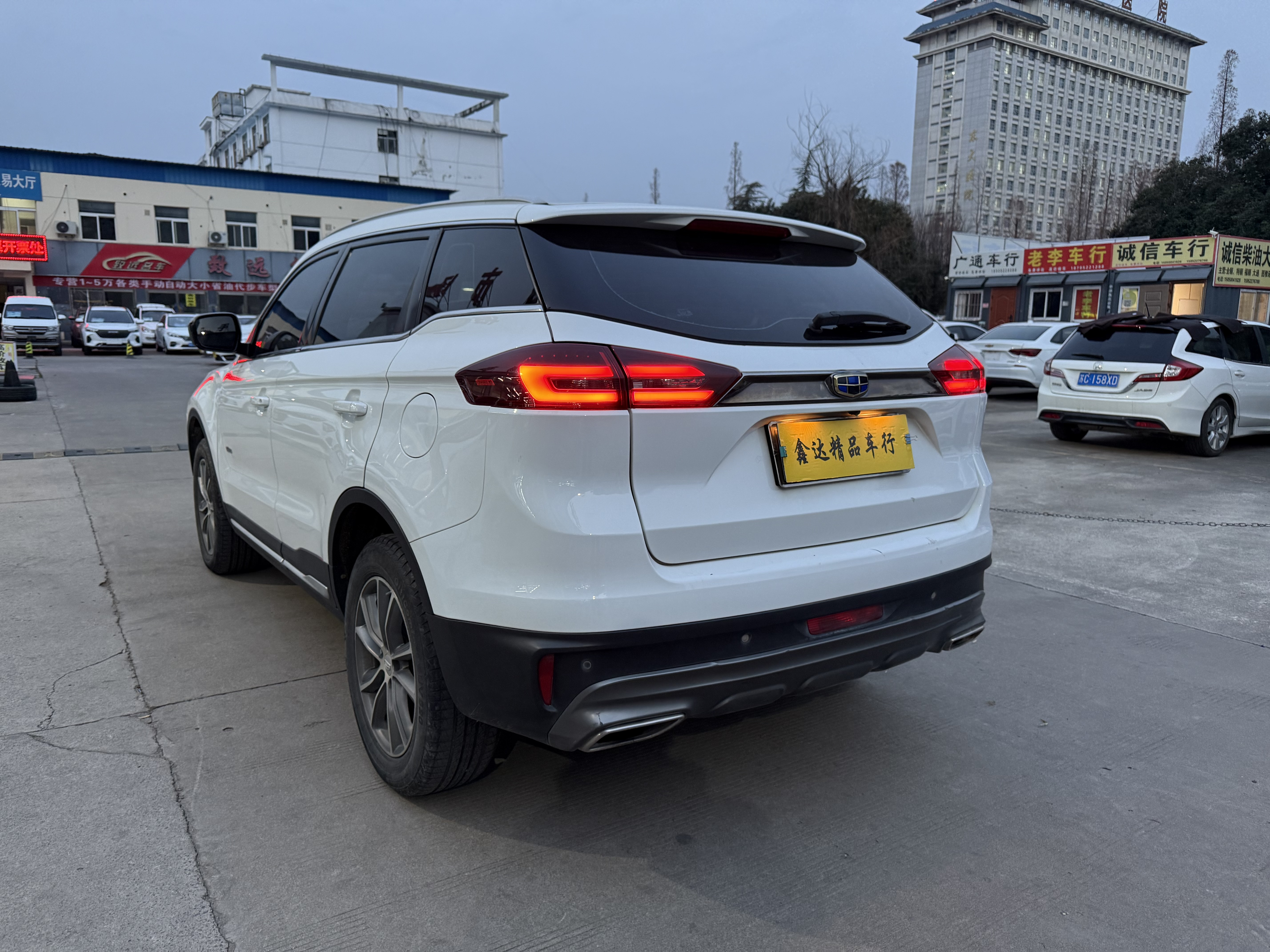 GEELY Boyue 2019 #6 GEELY Boyue 2019 صورة سيارة #6