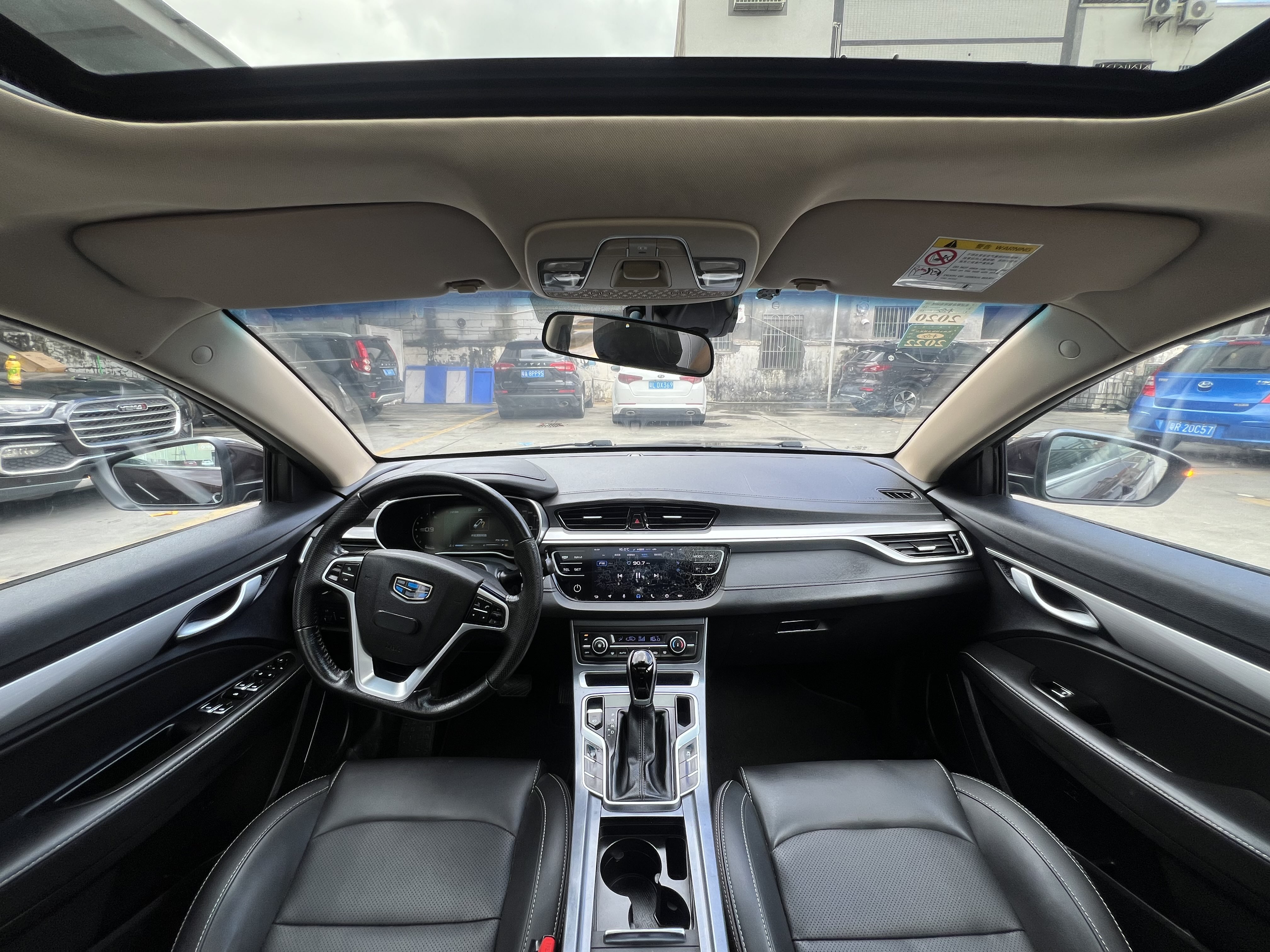 GEELY Emgrand 2018 car image #6