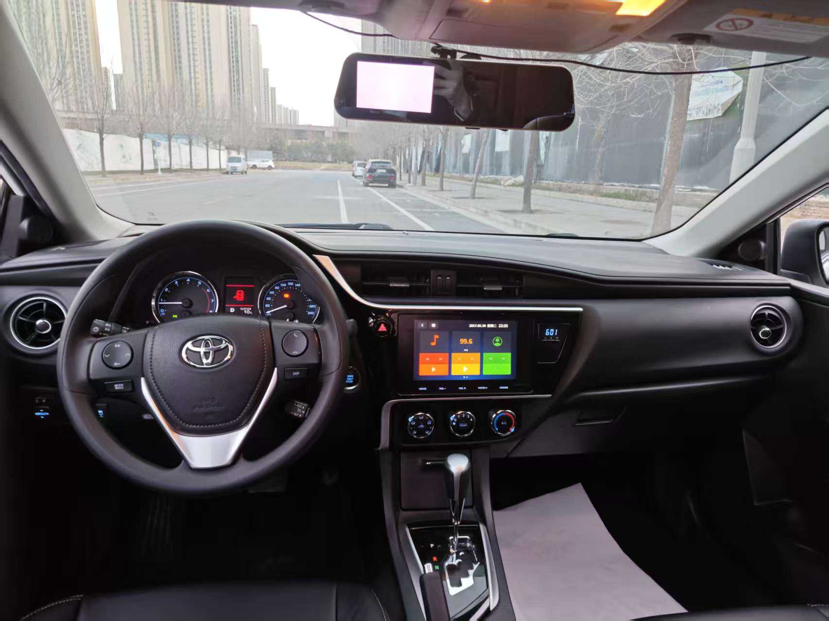 Corolla 2018 car image #6
