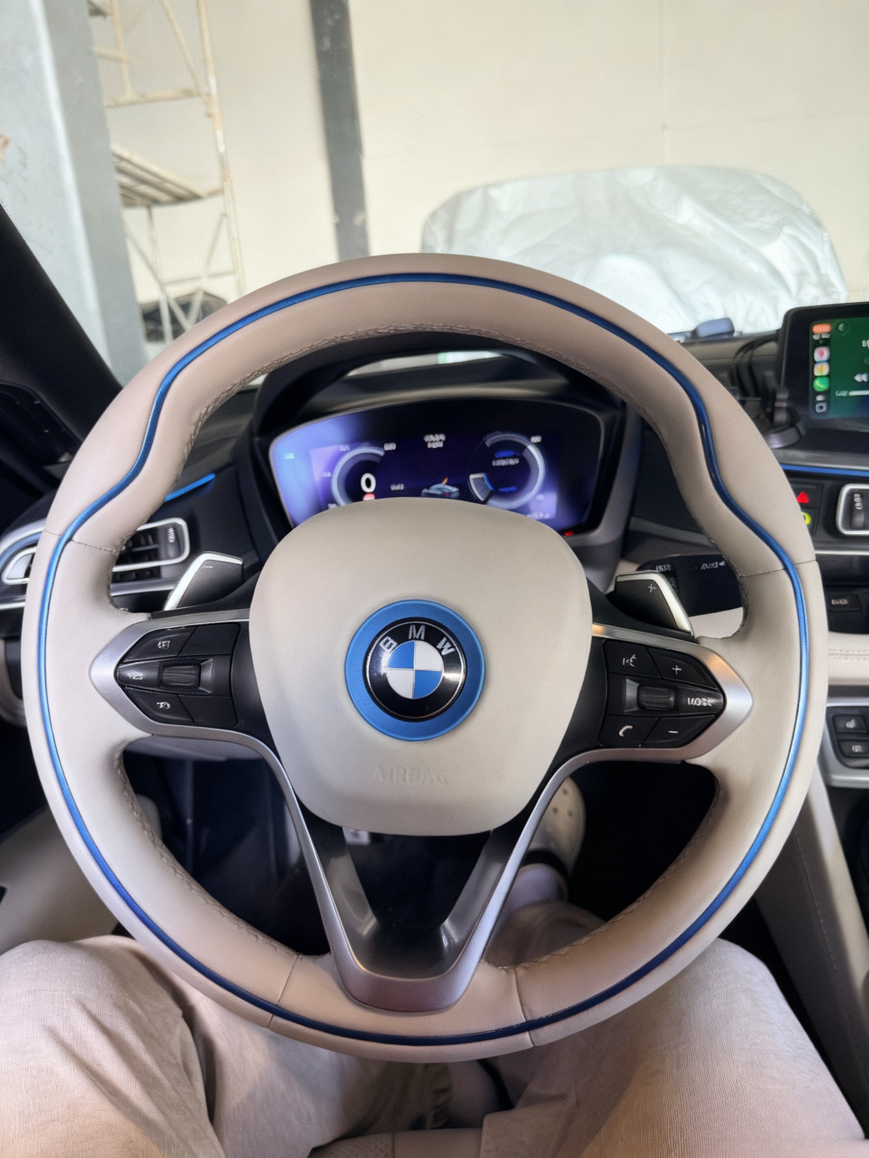 BMW i8 2015 car image #6