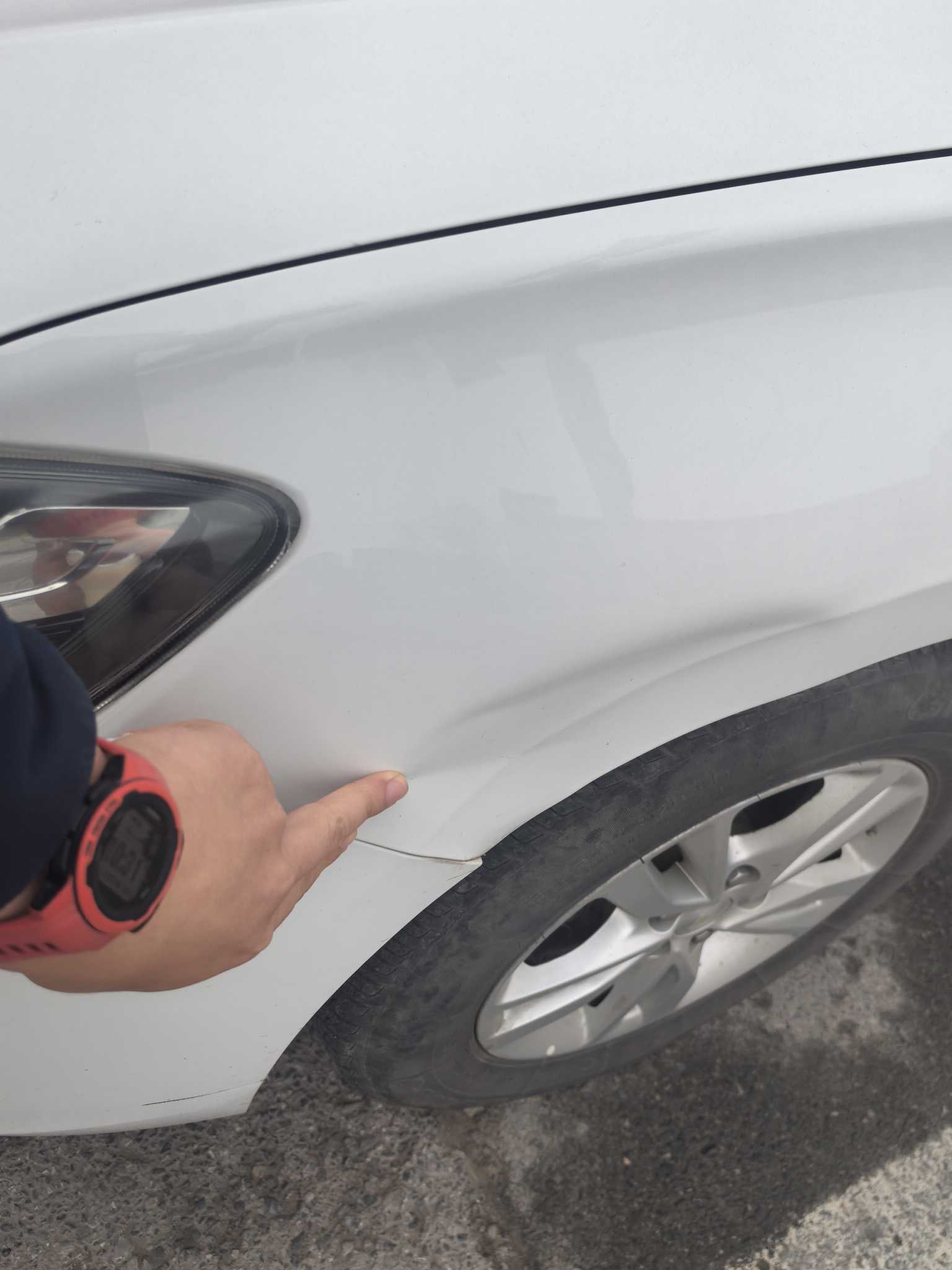 Chevrolet Cavalier 2019 car image #6