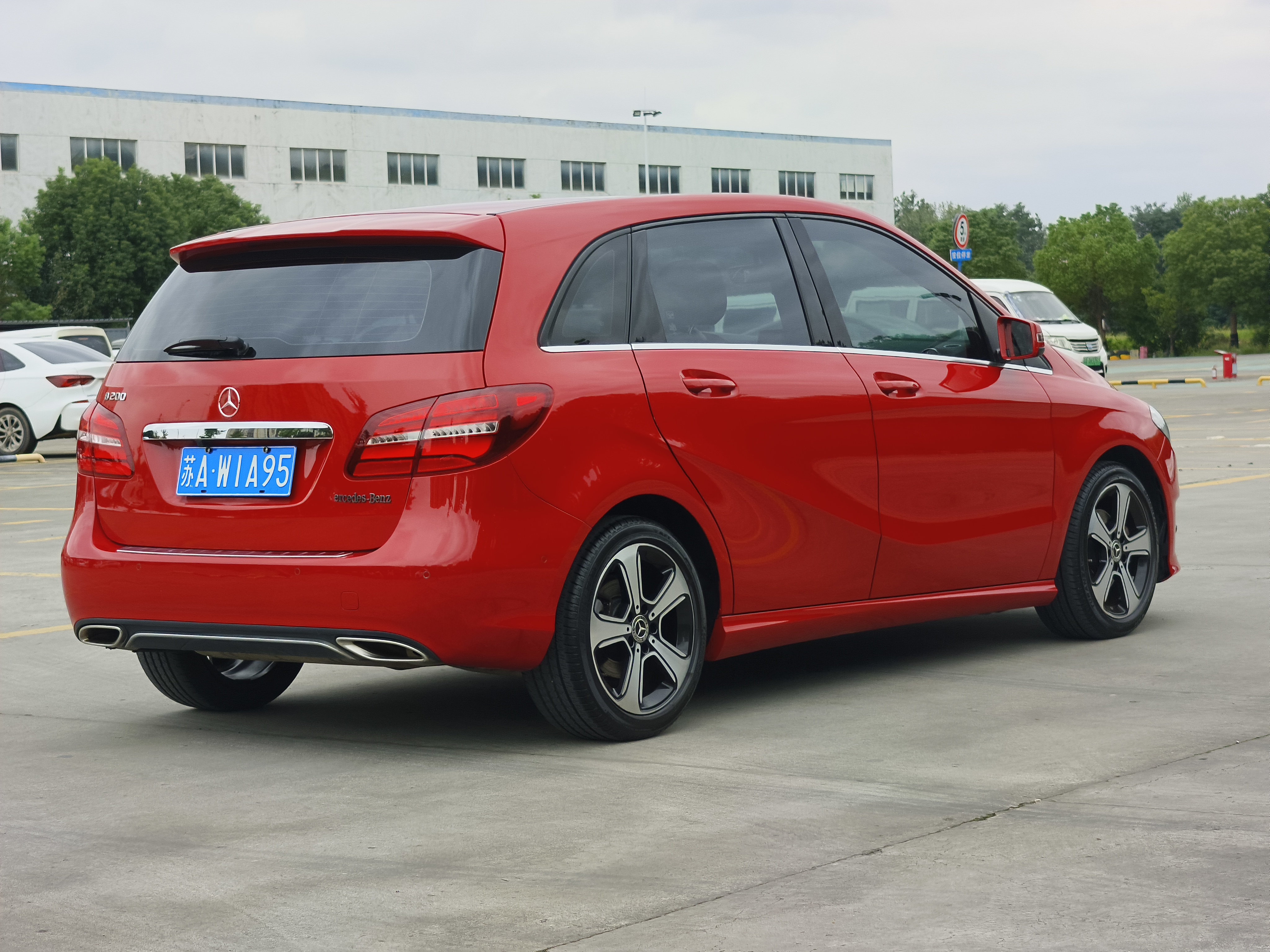 Mercedes-Benz B Class 2018 car image #6