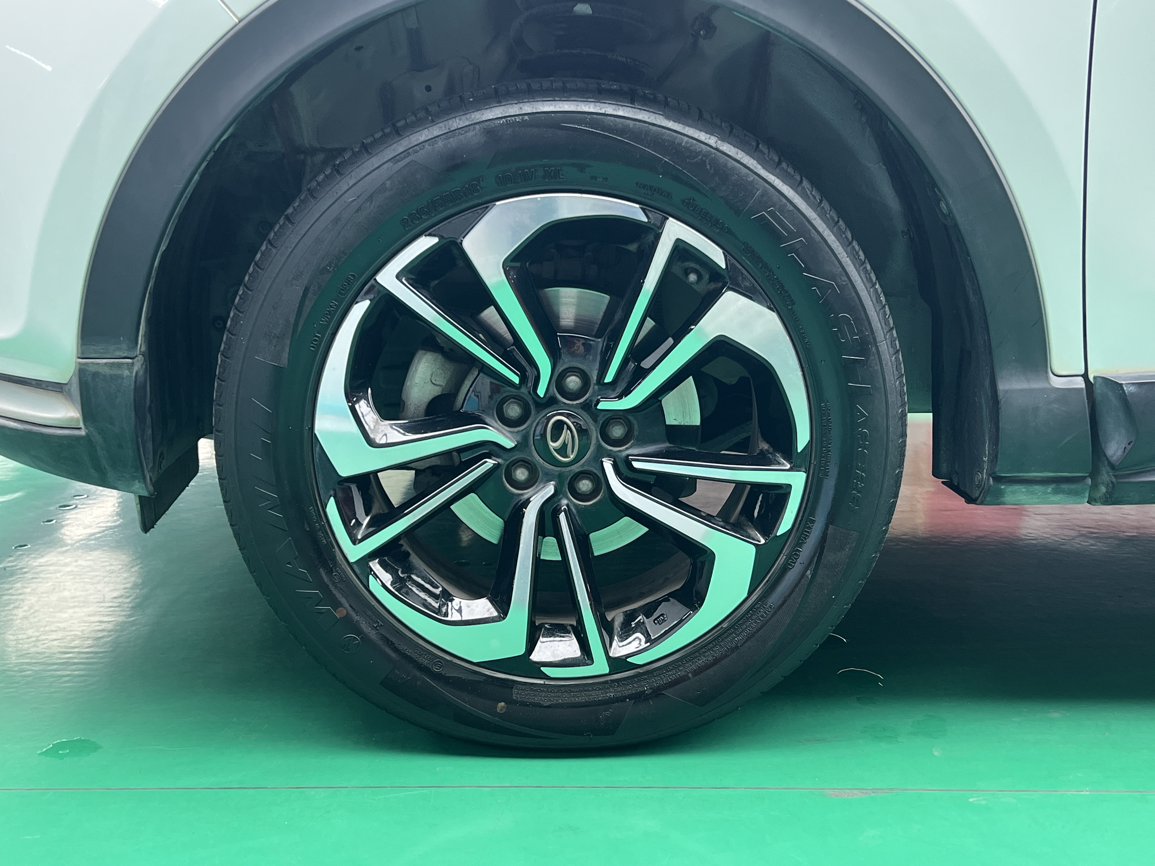 Soueast DX7 2018 car image #6