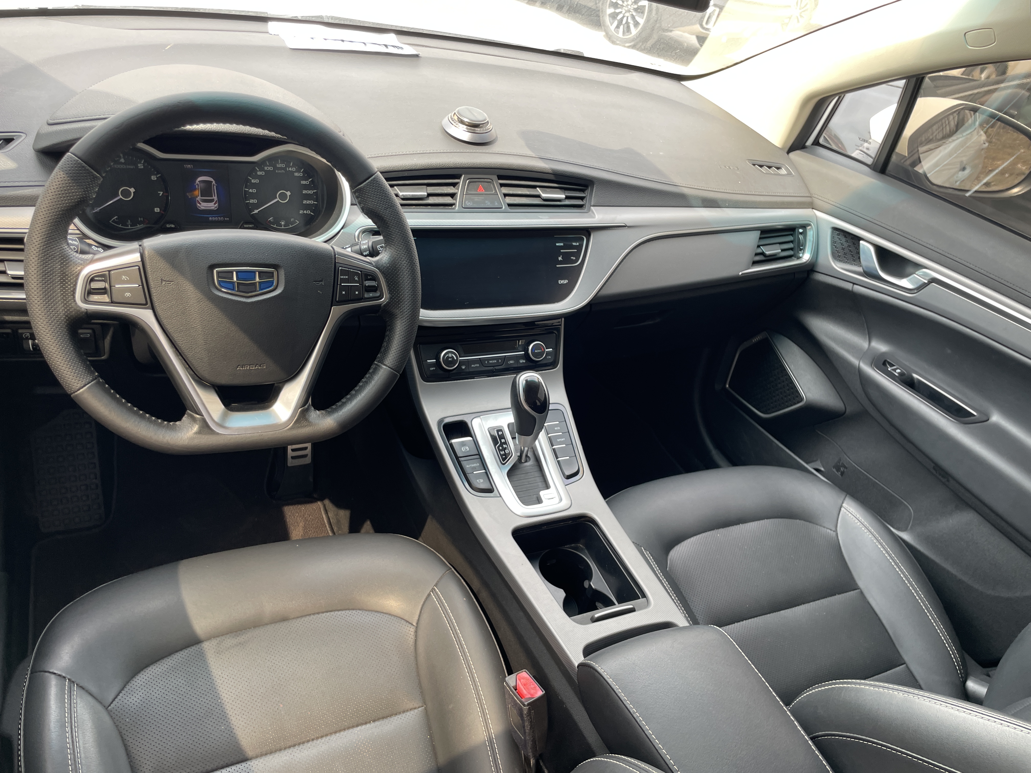 GEELY Emgrand GS 2019 car image #6