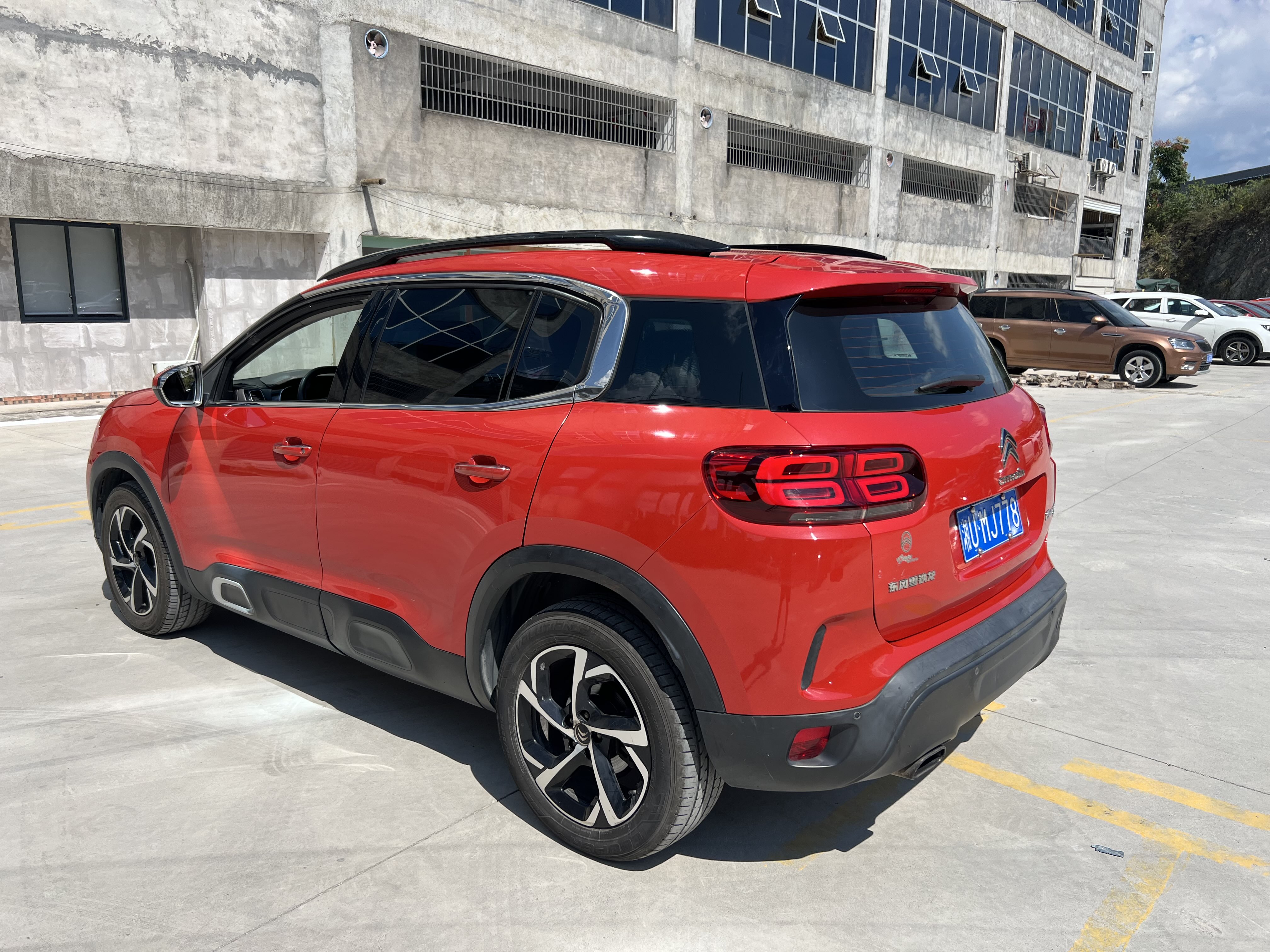 Citroen C5 AIRCROSS 2018 car image #6