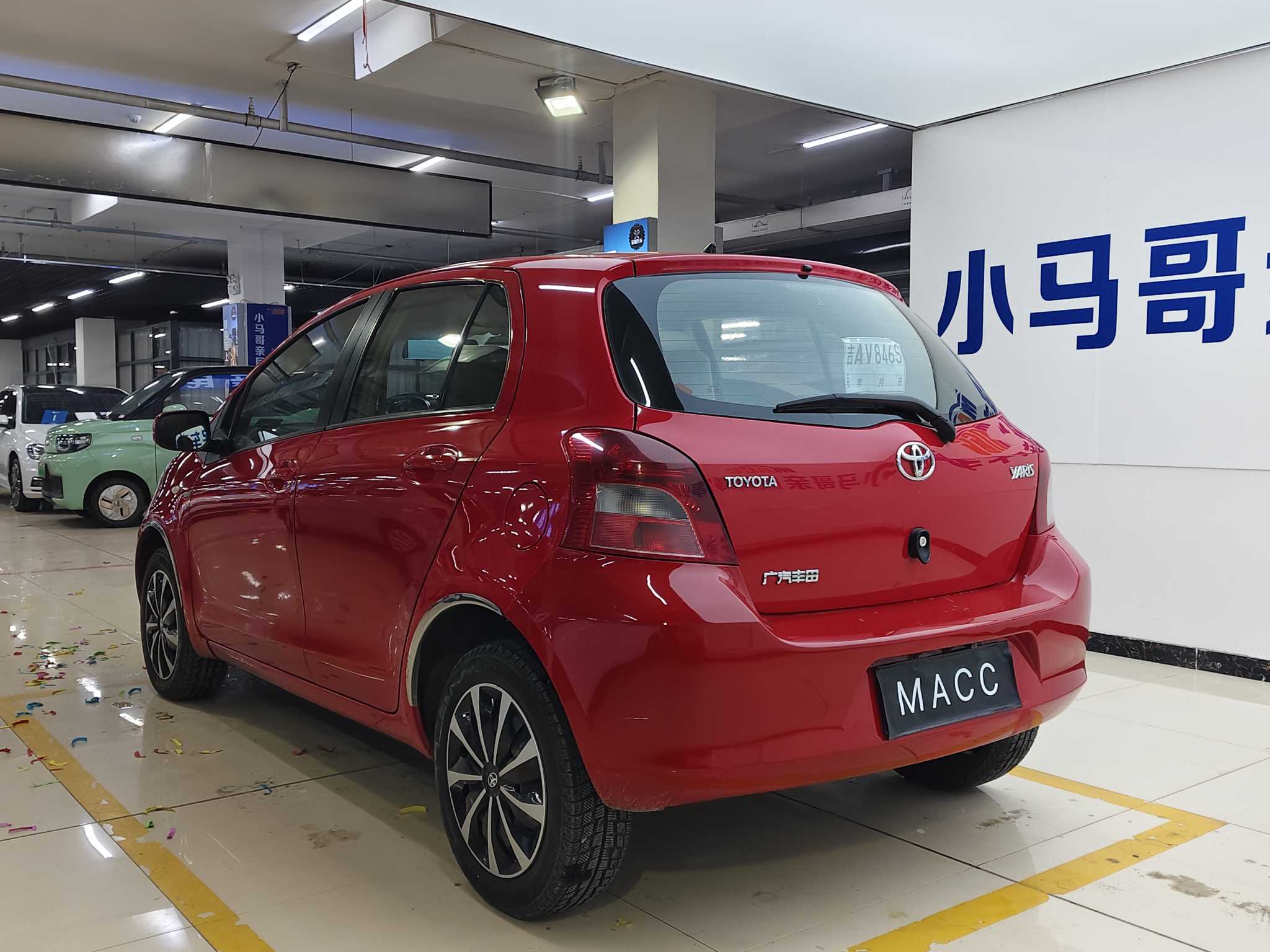 Toyota Yaris 2012 #6 Toyota Yaris 2012 car image #6