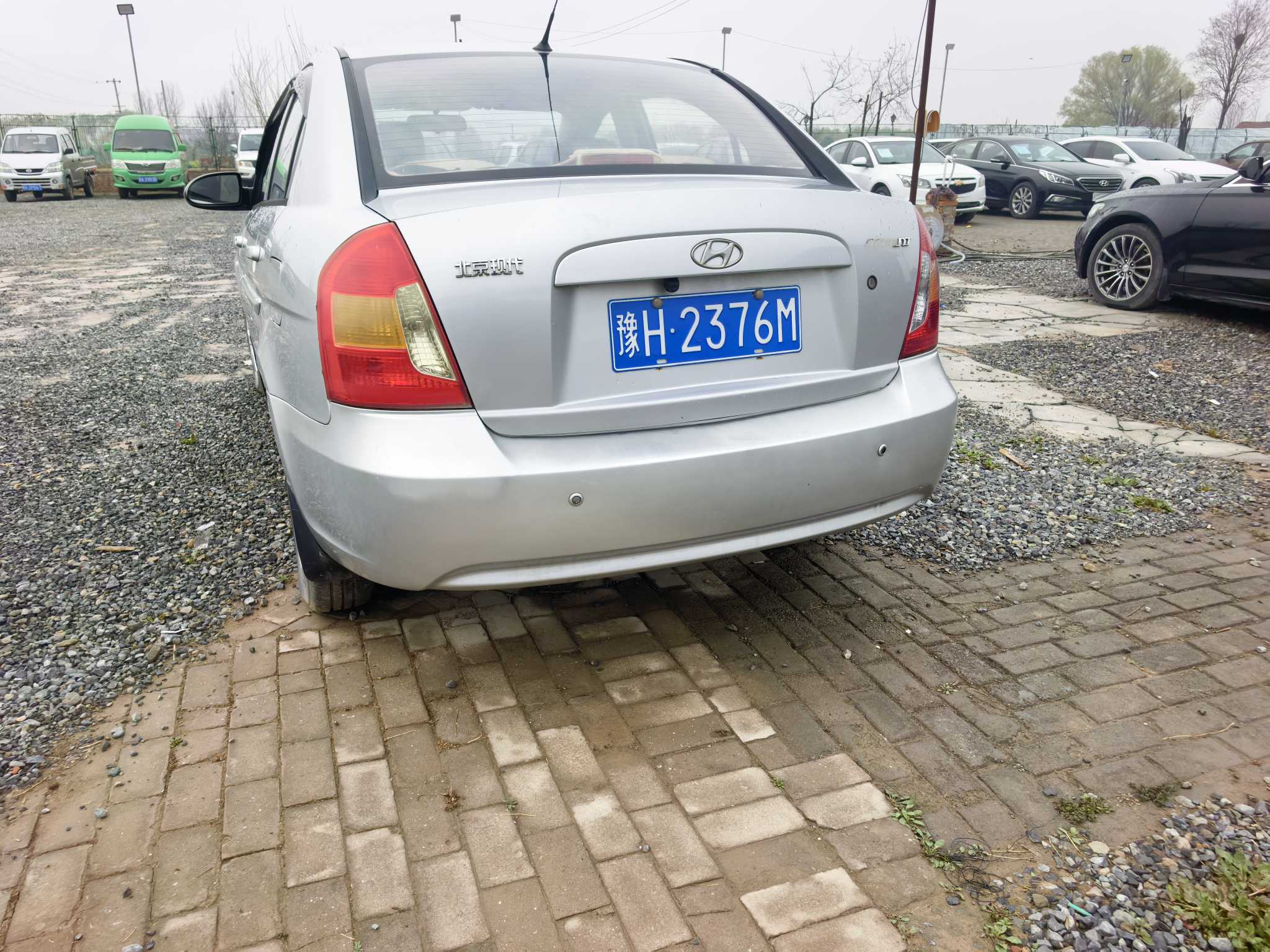 Hyundai Accent 2010 car image #6