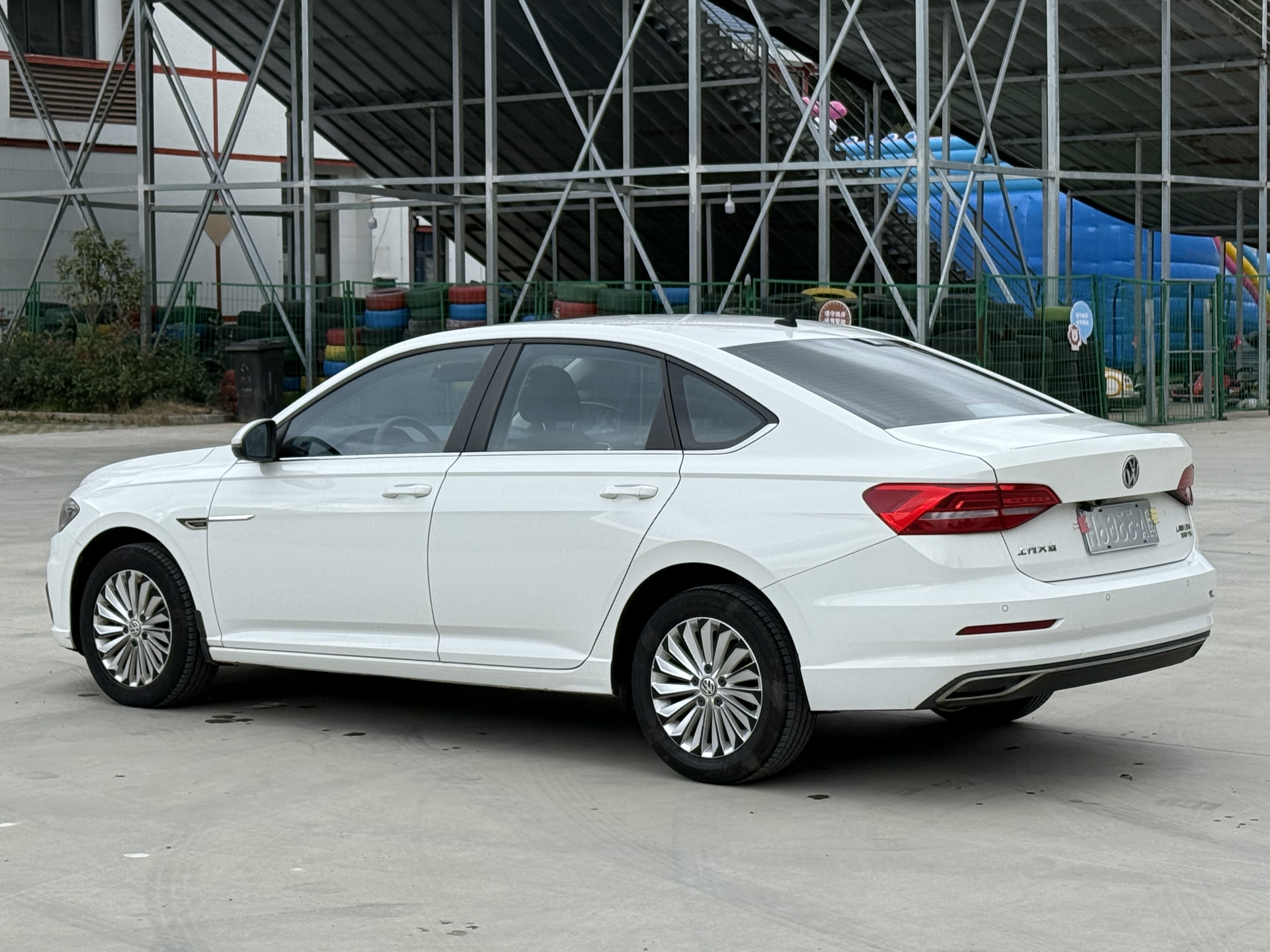 Volkswagen Lavida 2019 #6 Volkswagen Lavida 2019 car image #6