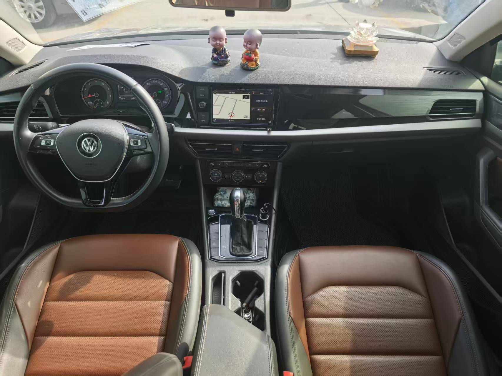 Volkswagen Lavida 2019 car image #6