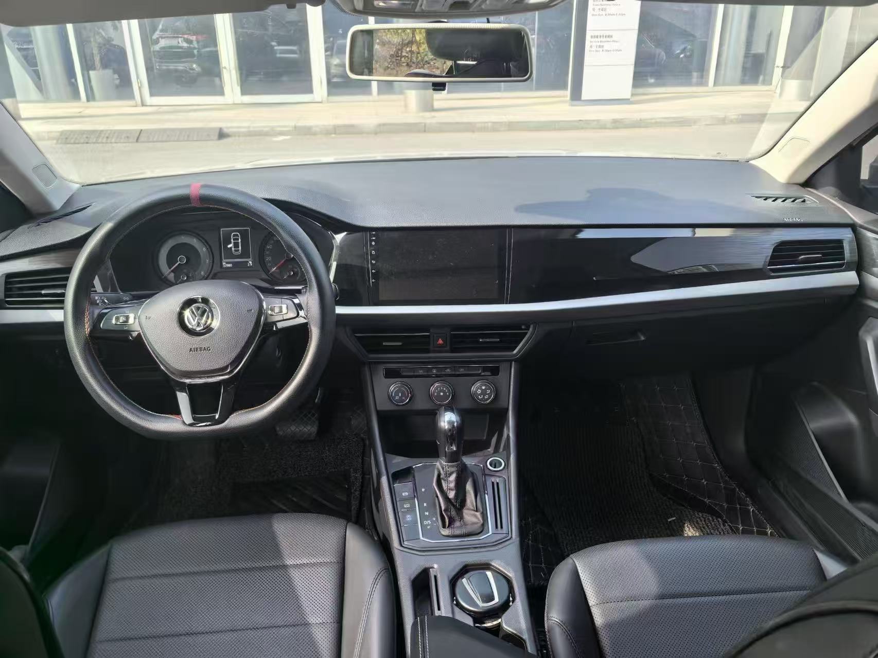 Volkswagen Lavida 2018 car image #6