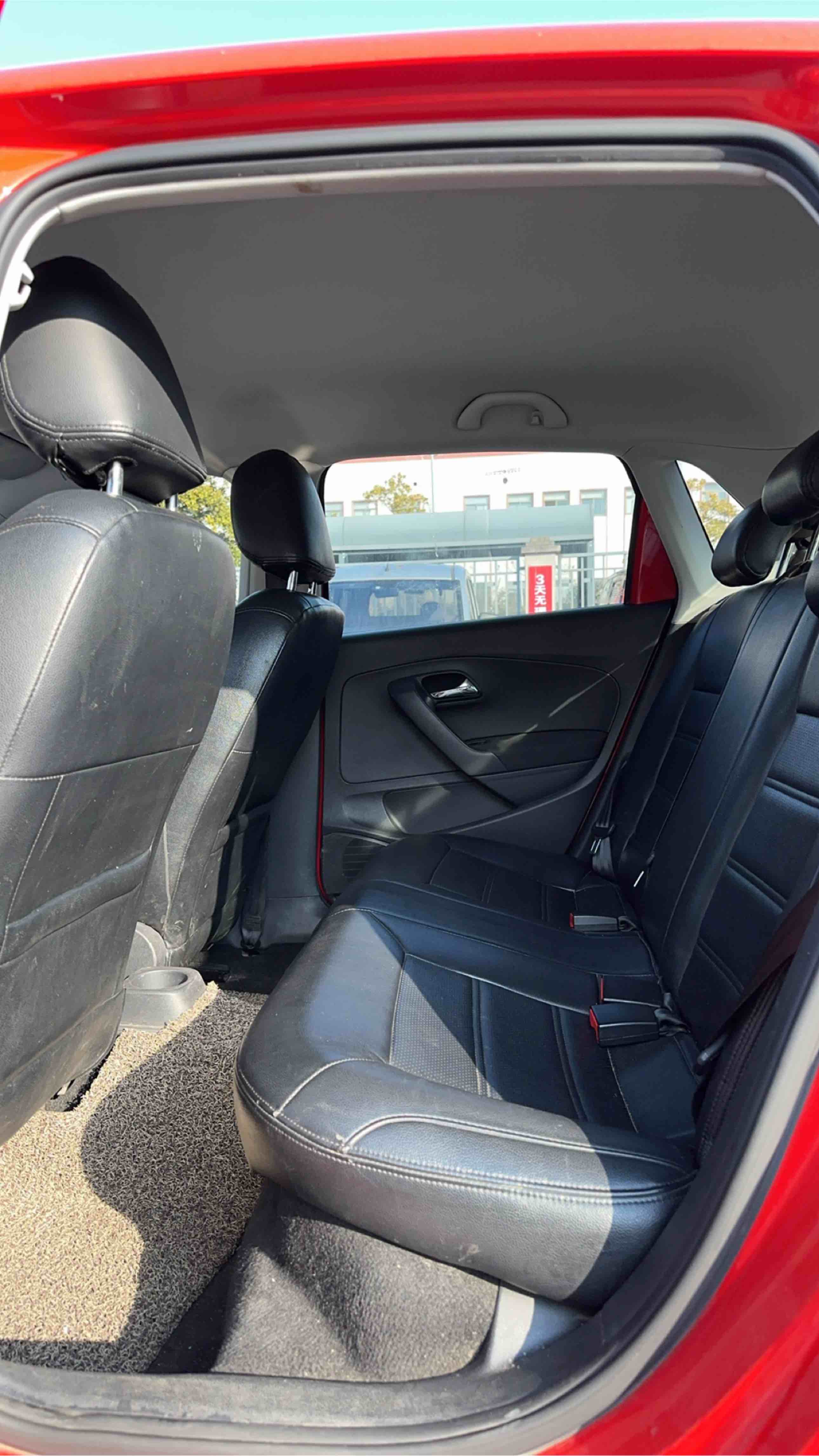 Polo 2018 car image #6