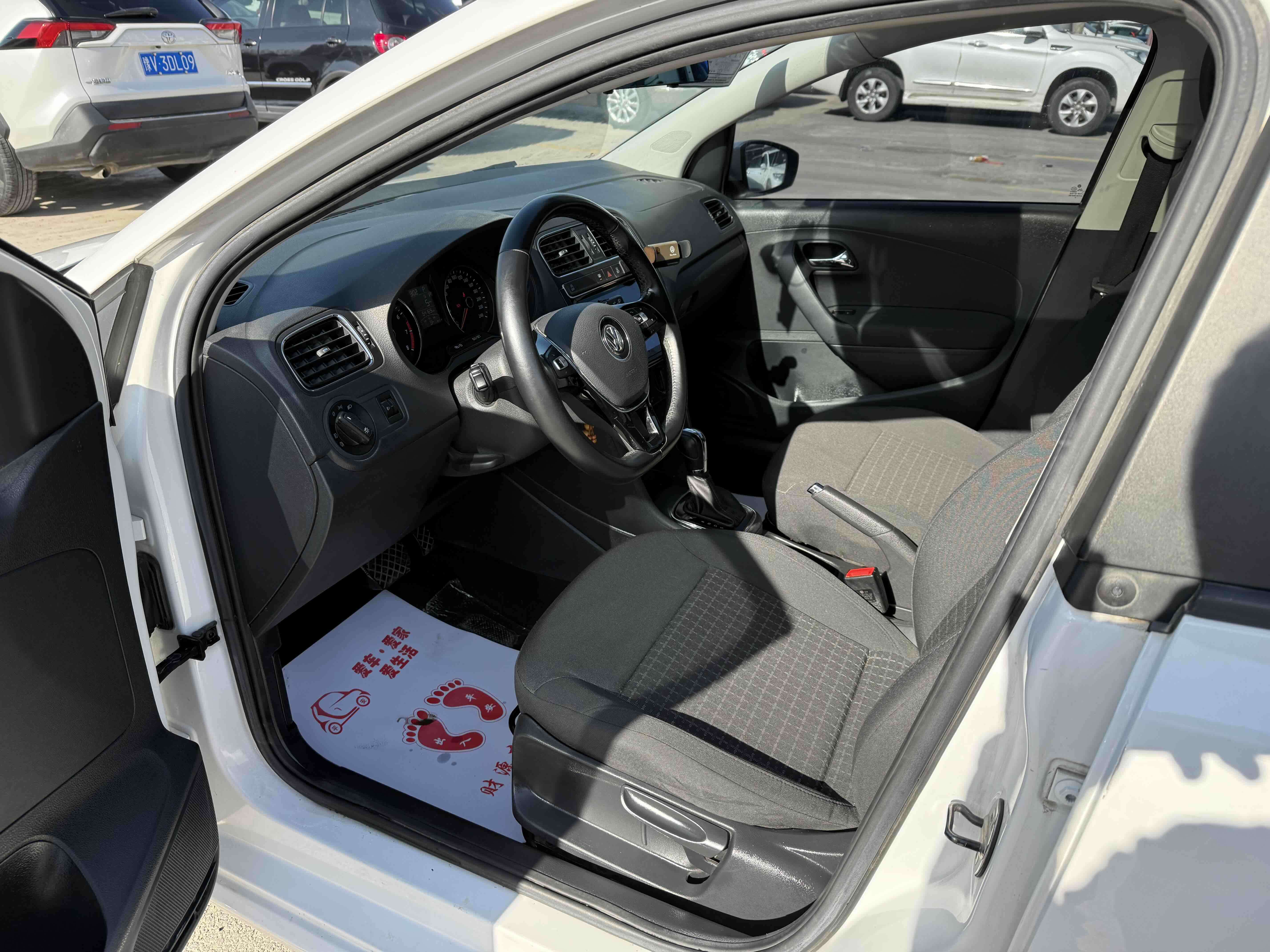 Polo 2019 #6 Polo 2019 car image #6