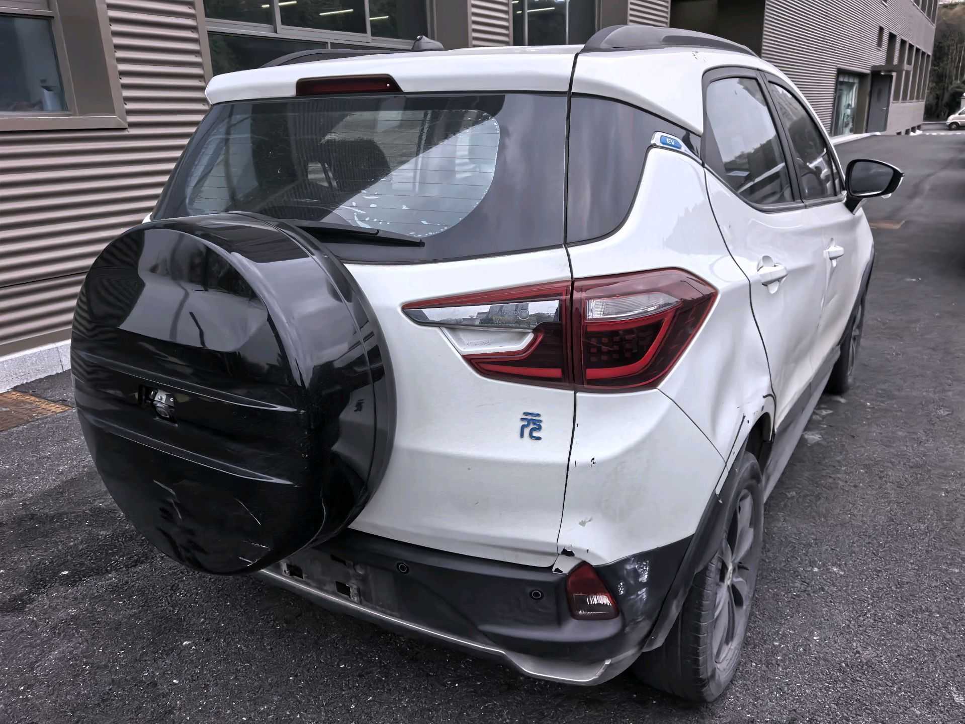 BYD Yuan New Energy 2019 car image #6
