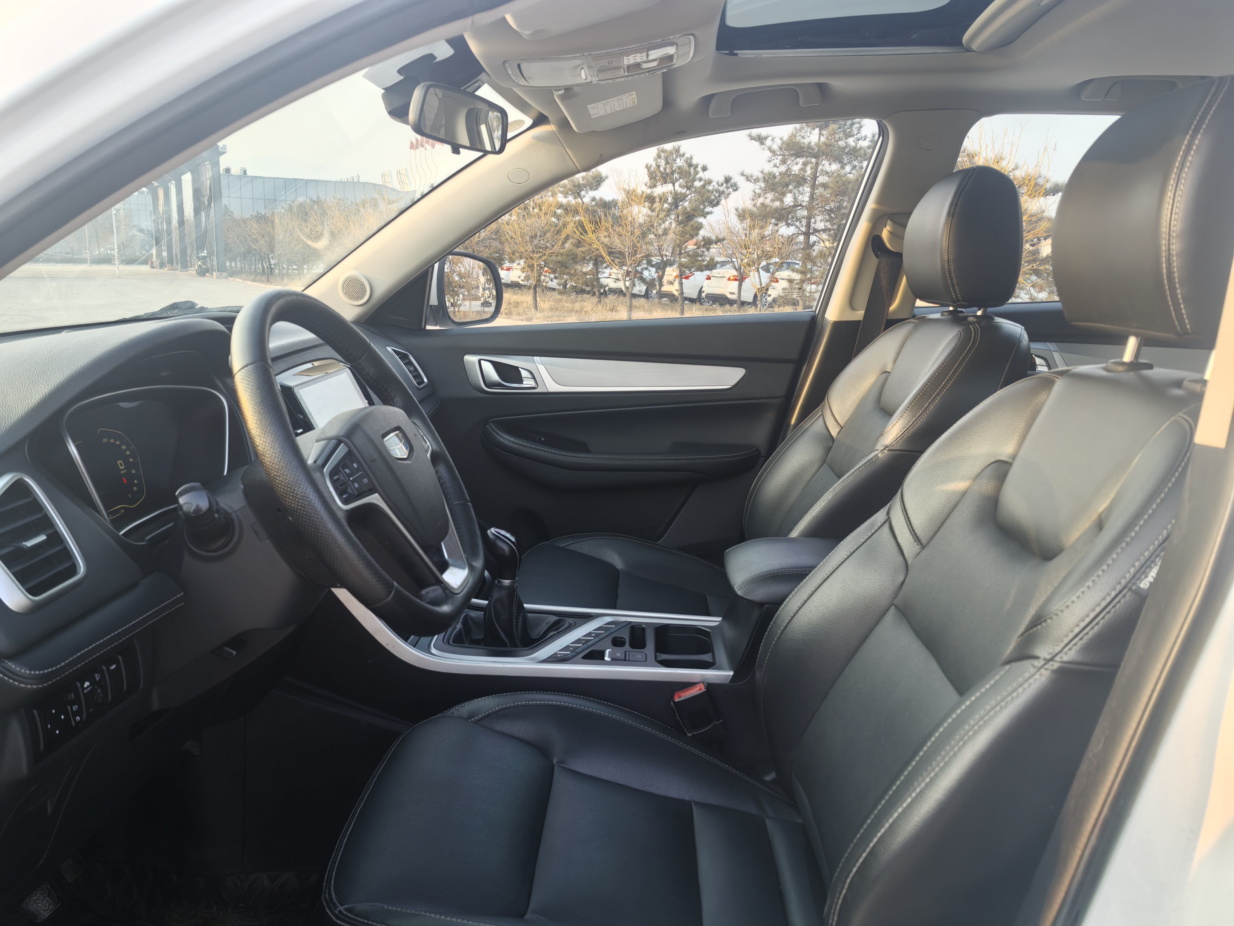 GEELY Vision X6 2018 car image #6