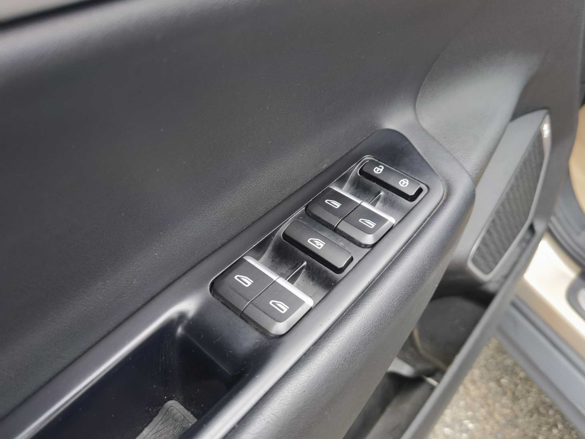 GEELY Emgrand GSe 2019 #6 GEELY Emgrand GSe 2019 car image #6