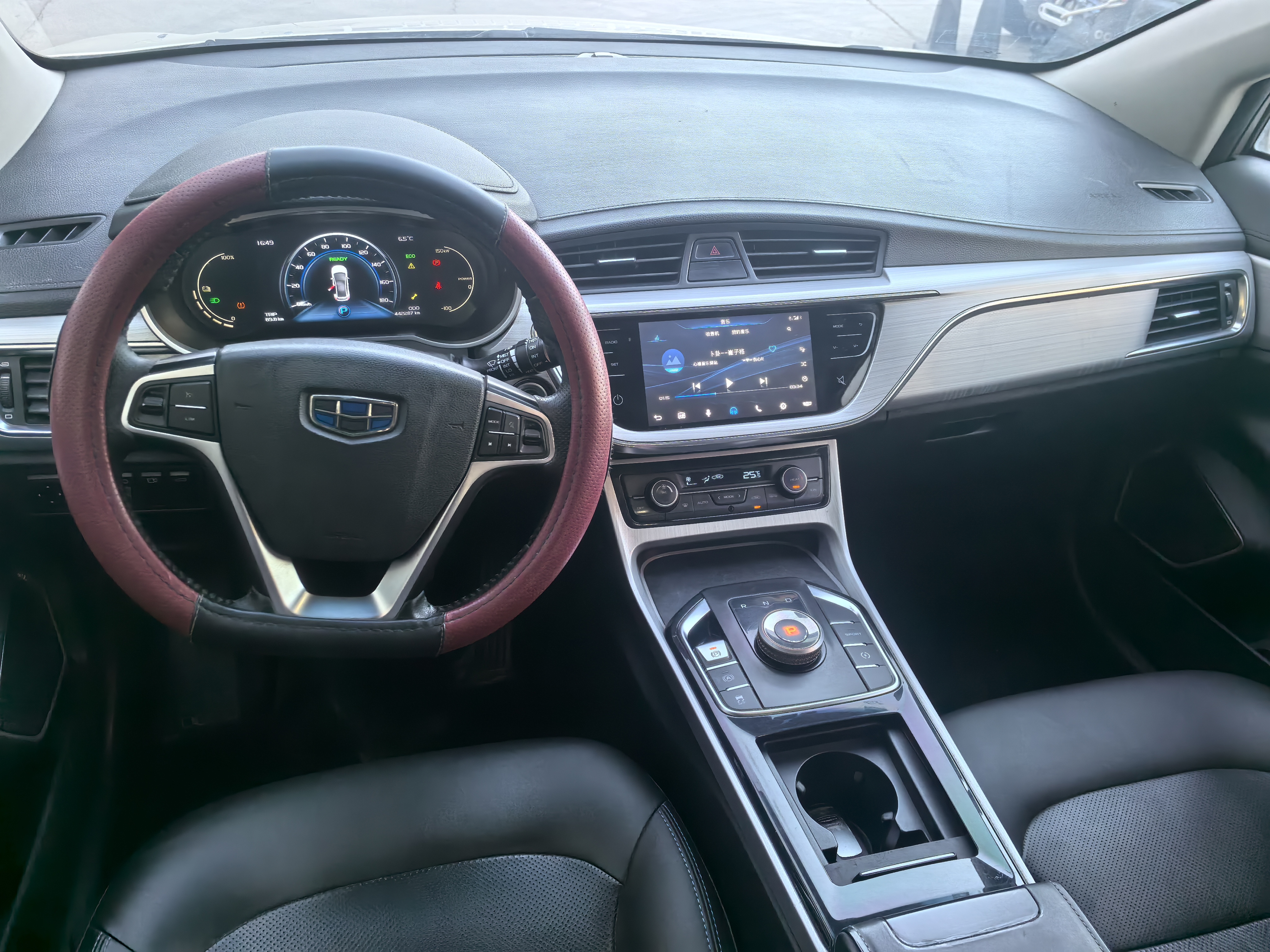 GEELY Emgrand GSe 2019 immagine di auto #6