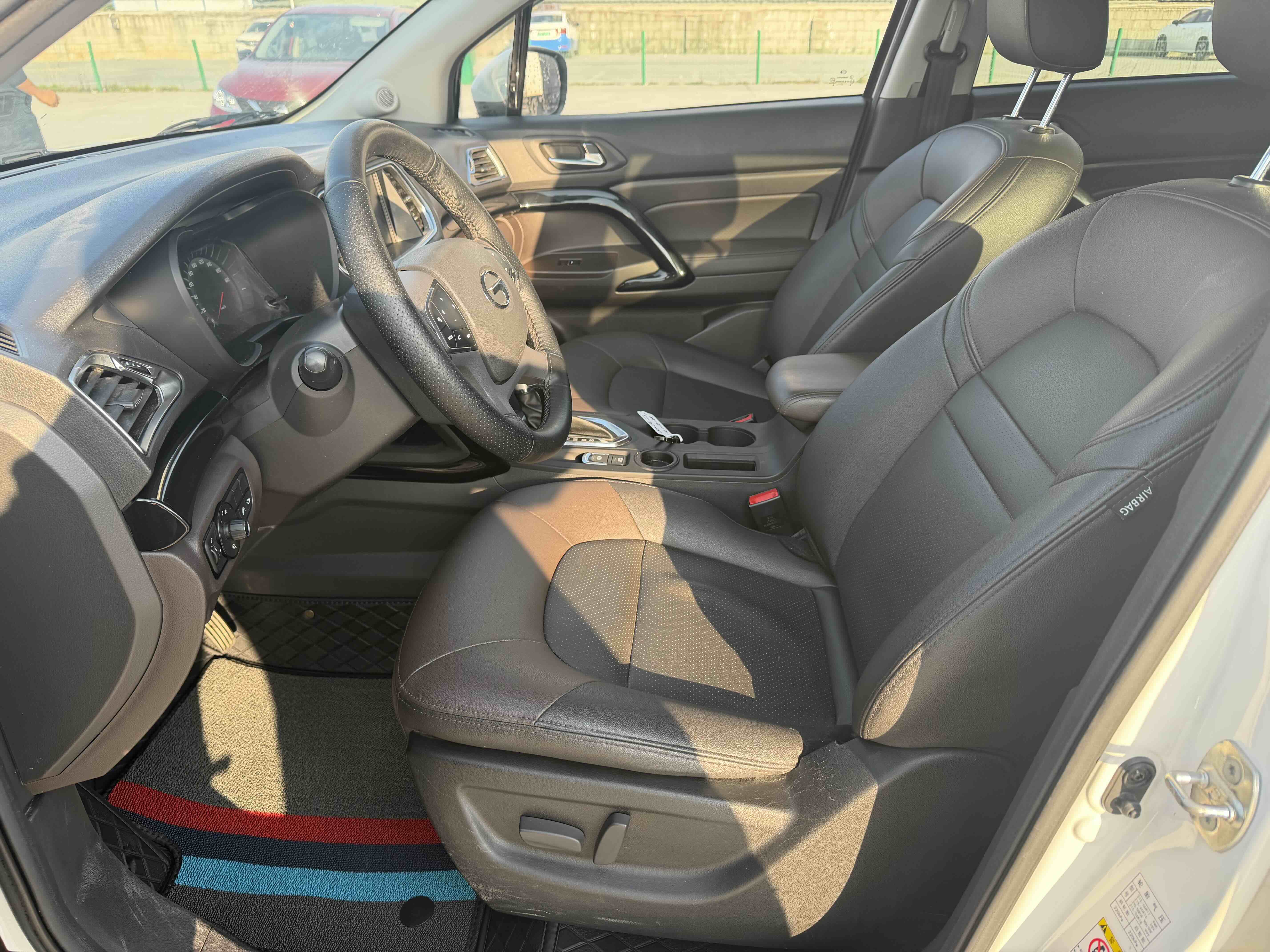 GAC Trumpchi GS4 2017 #6 GAC Trumpchi GS4 2017 car image #6