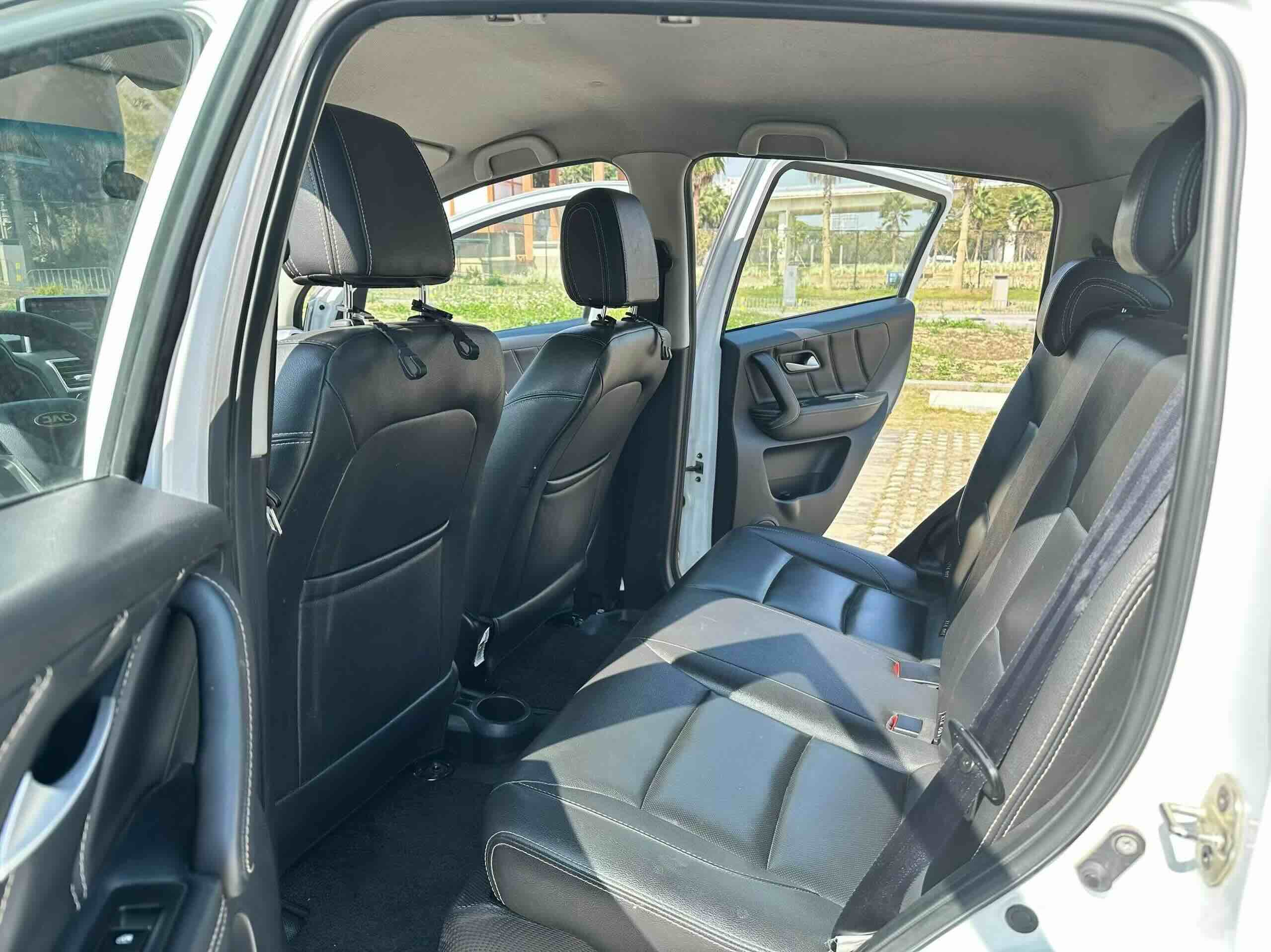 JAC 2019 #6 JAC 2019 صورة سيارة #6