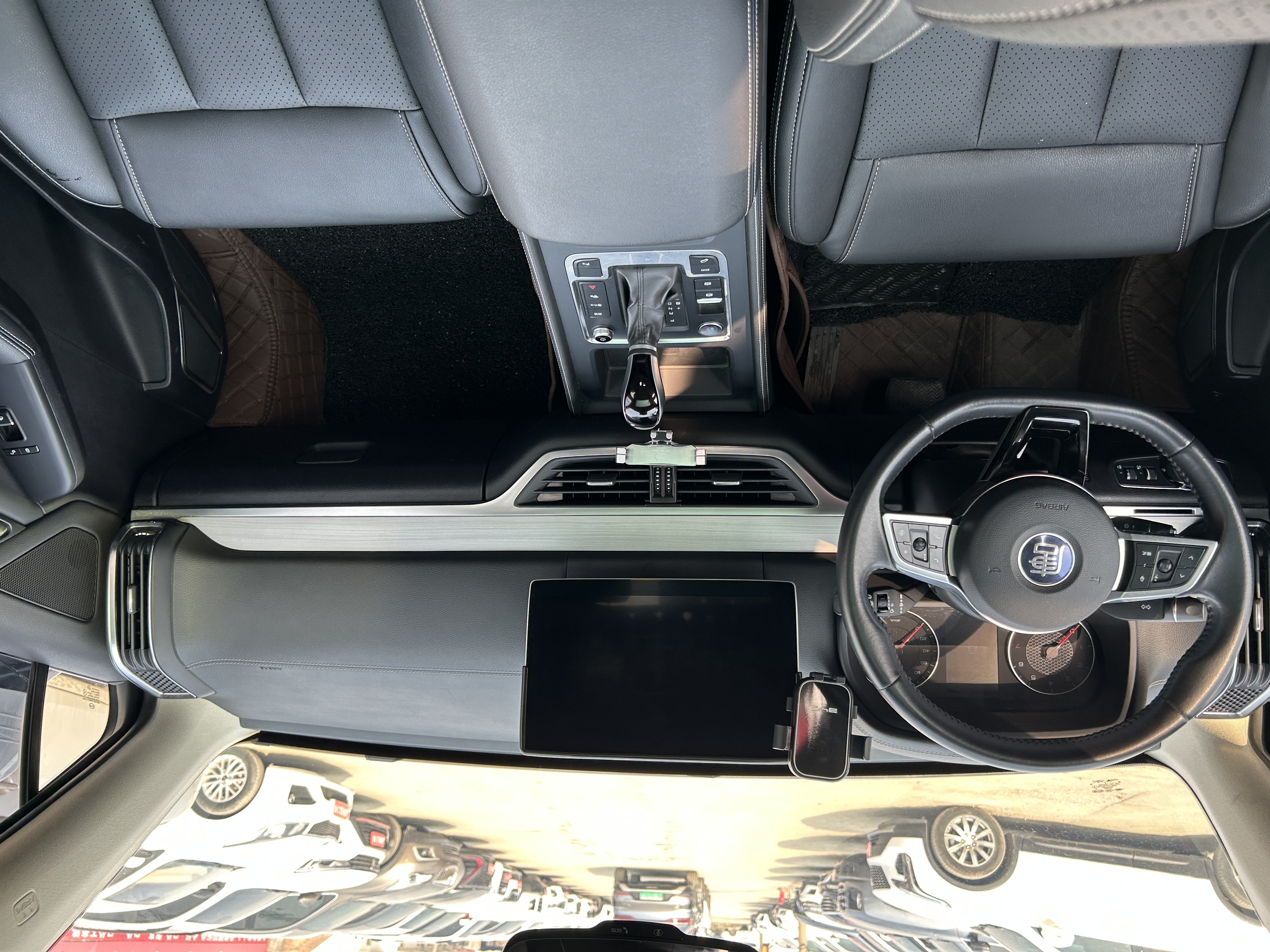 BYD Tang 2019 #6 BYD Tang 2019 car image #6