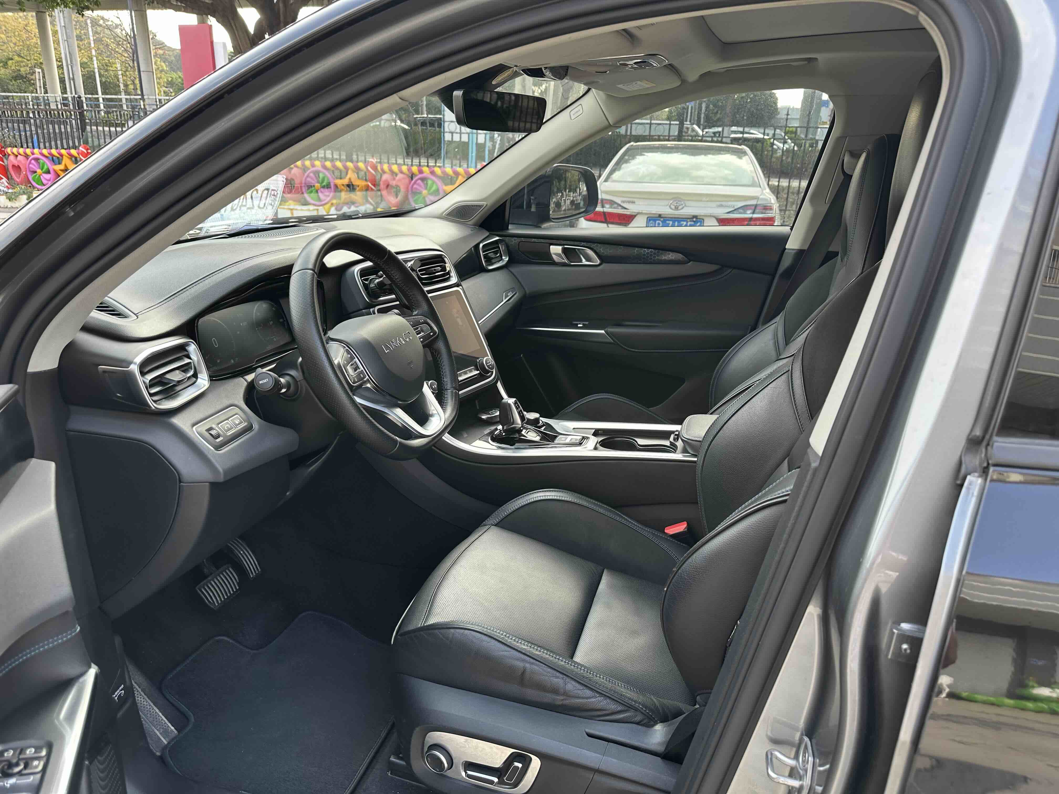 Lynk & Co 01 EM-P 2018 #6 Lynk & Co 01 EM-P 2018 car image #6