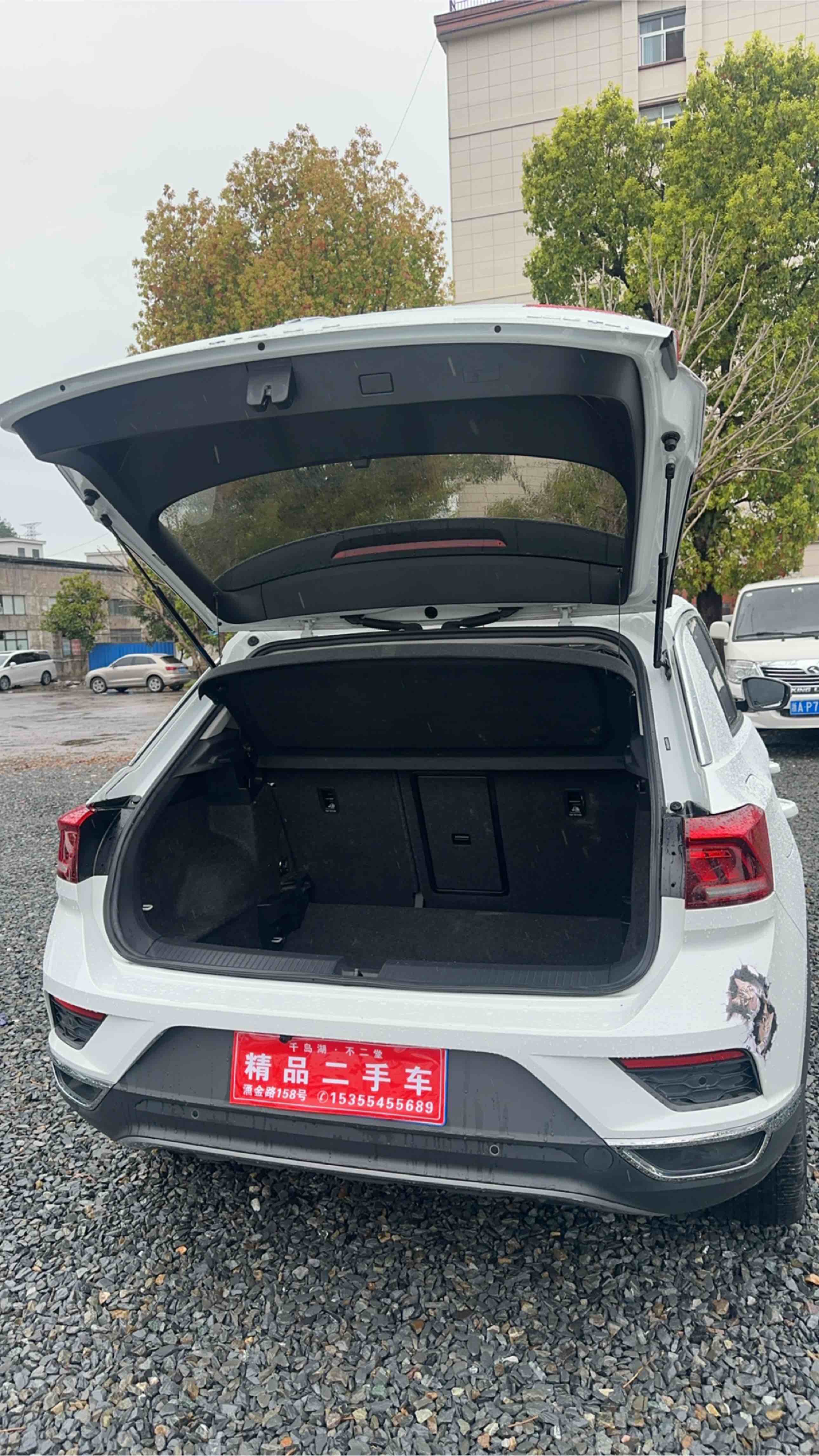 T-Roc 2021 car image #6