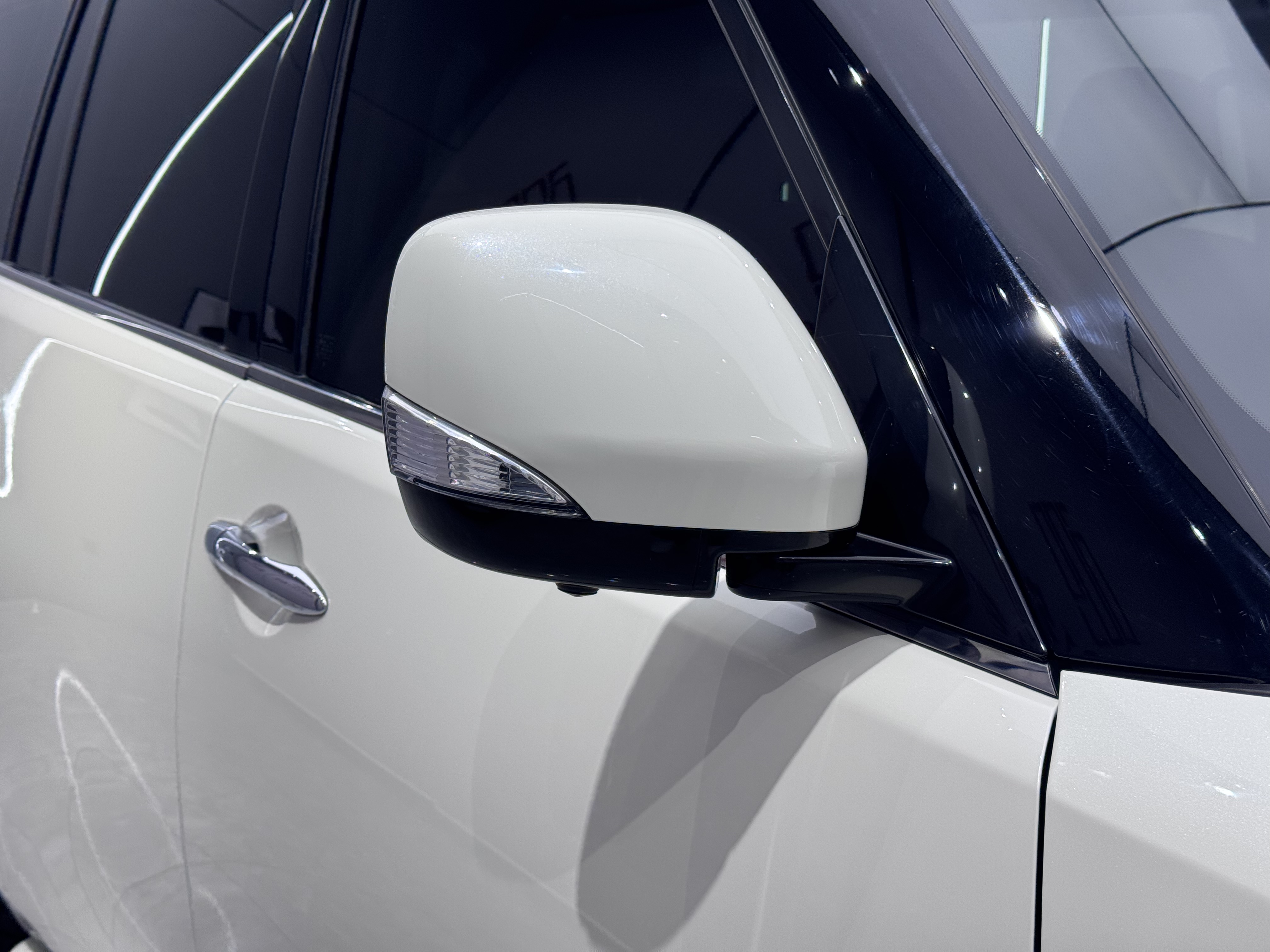 Nissan 2020 #6 Nissan 2020 car image #6