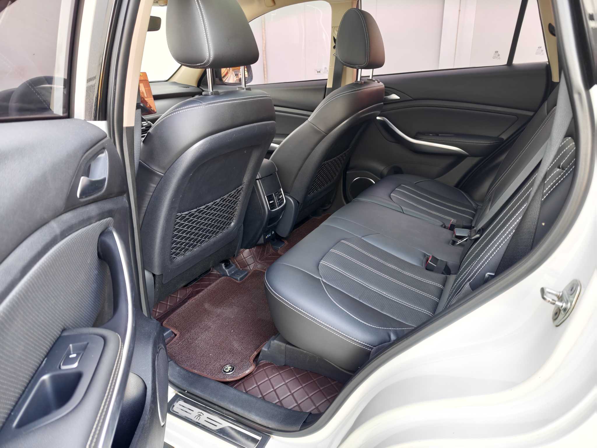 BYD Song New Energy 2019 #6 BYD Song New Energy 2019 car image #6