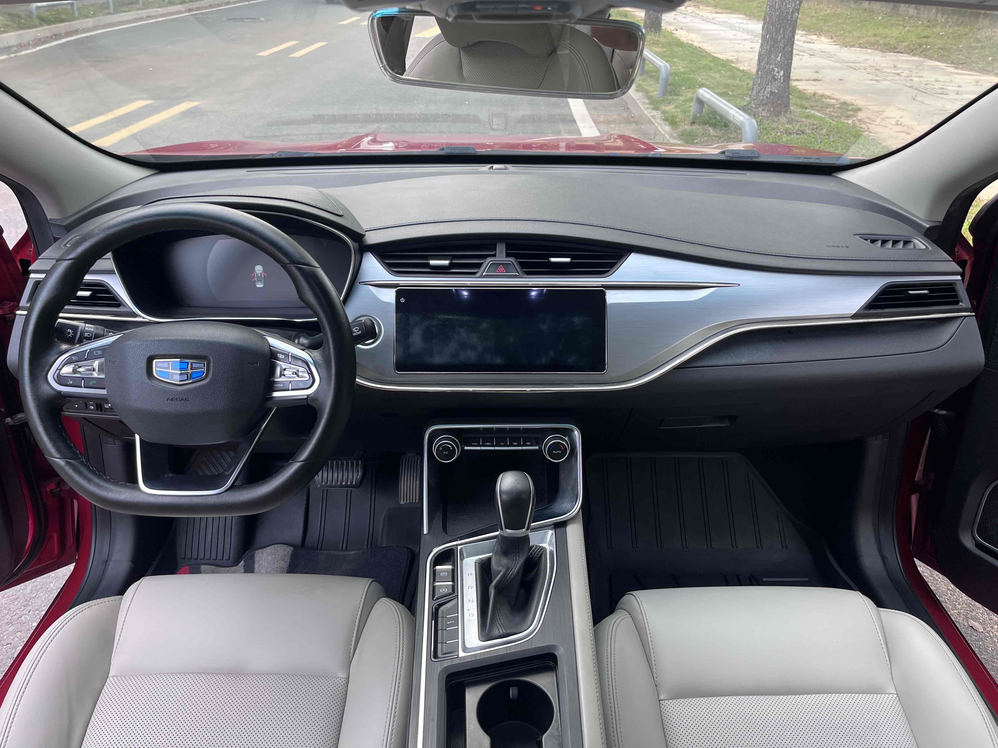 GEELY Binray 2018 immagine di auto #6
