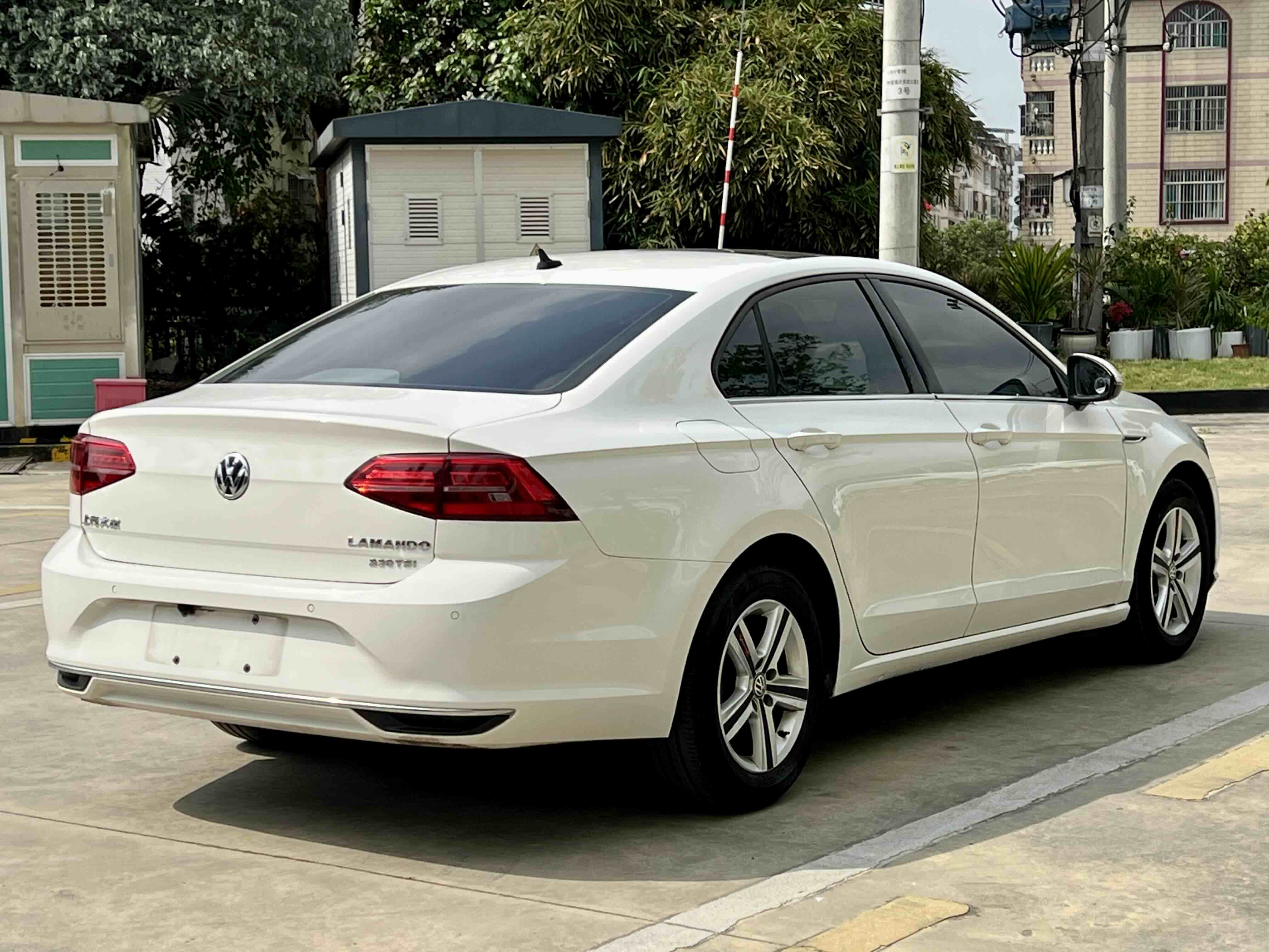 Volkswagen Lamando 2019 immagine di auto #6