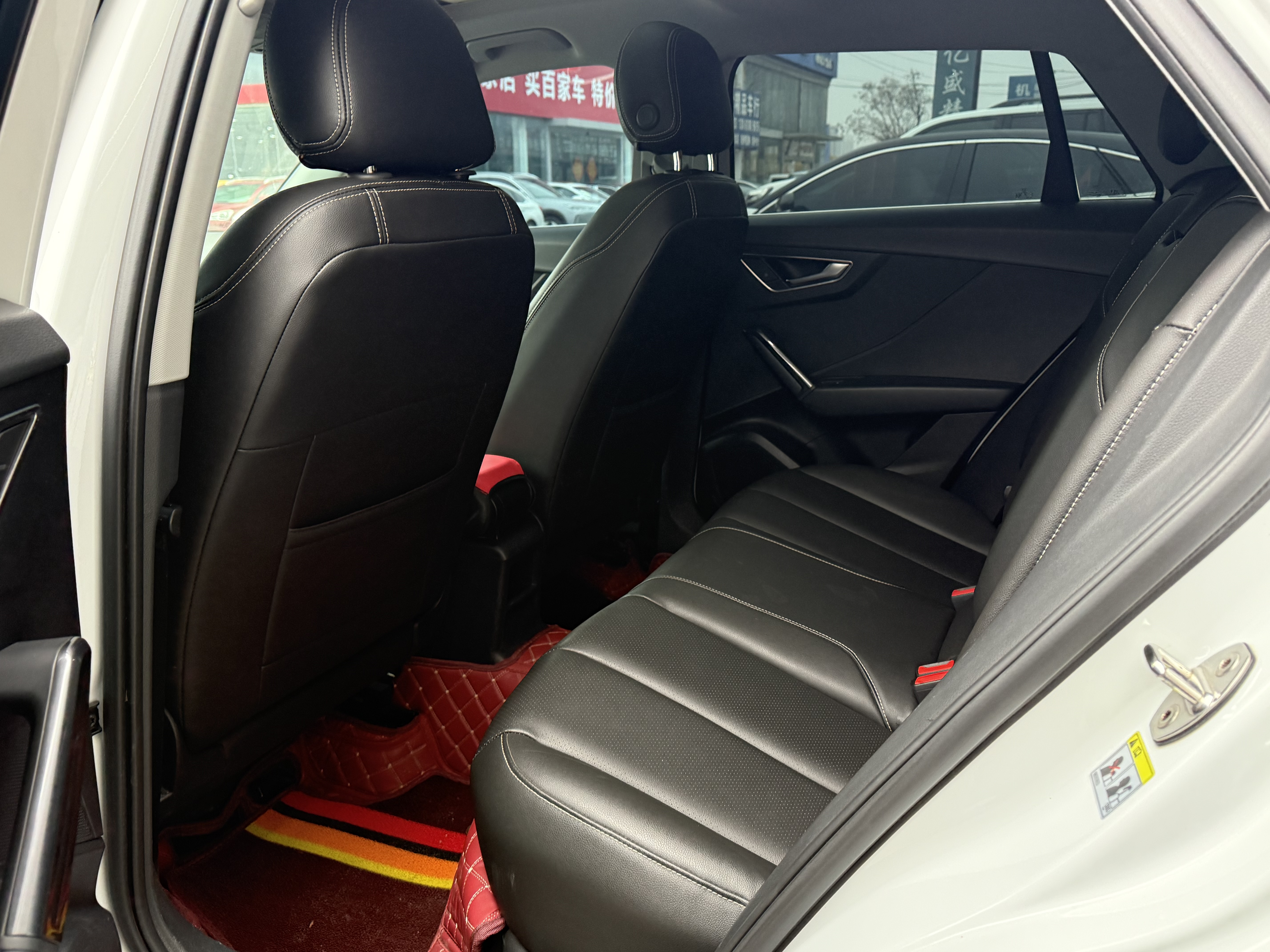 Q2L 2019 car image #6
