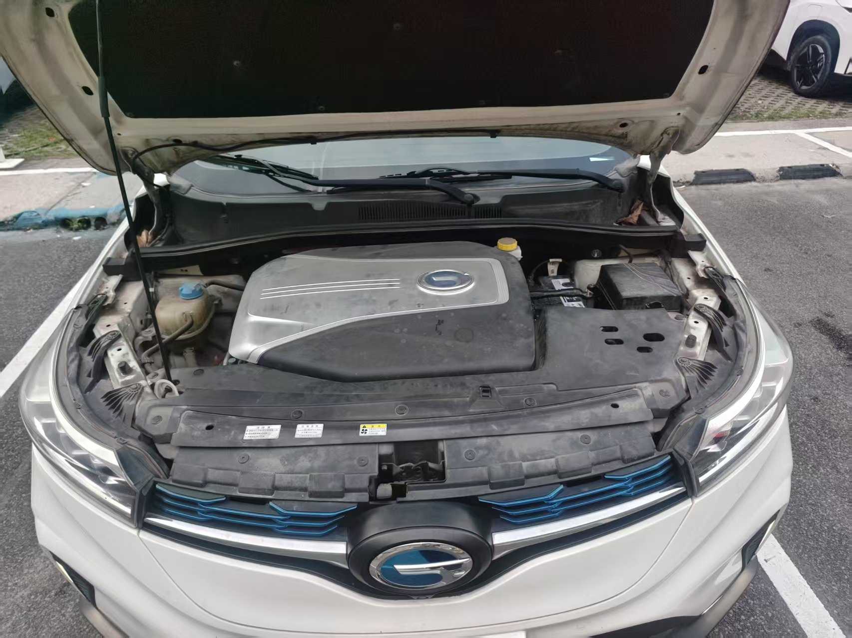 GAC ix4 2018 #6 GAC ix4 2018 car image #6