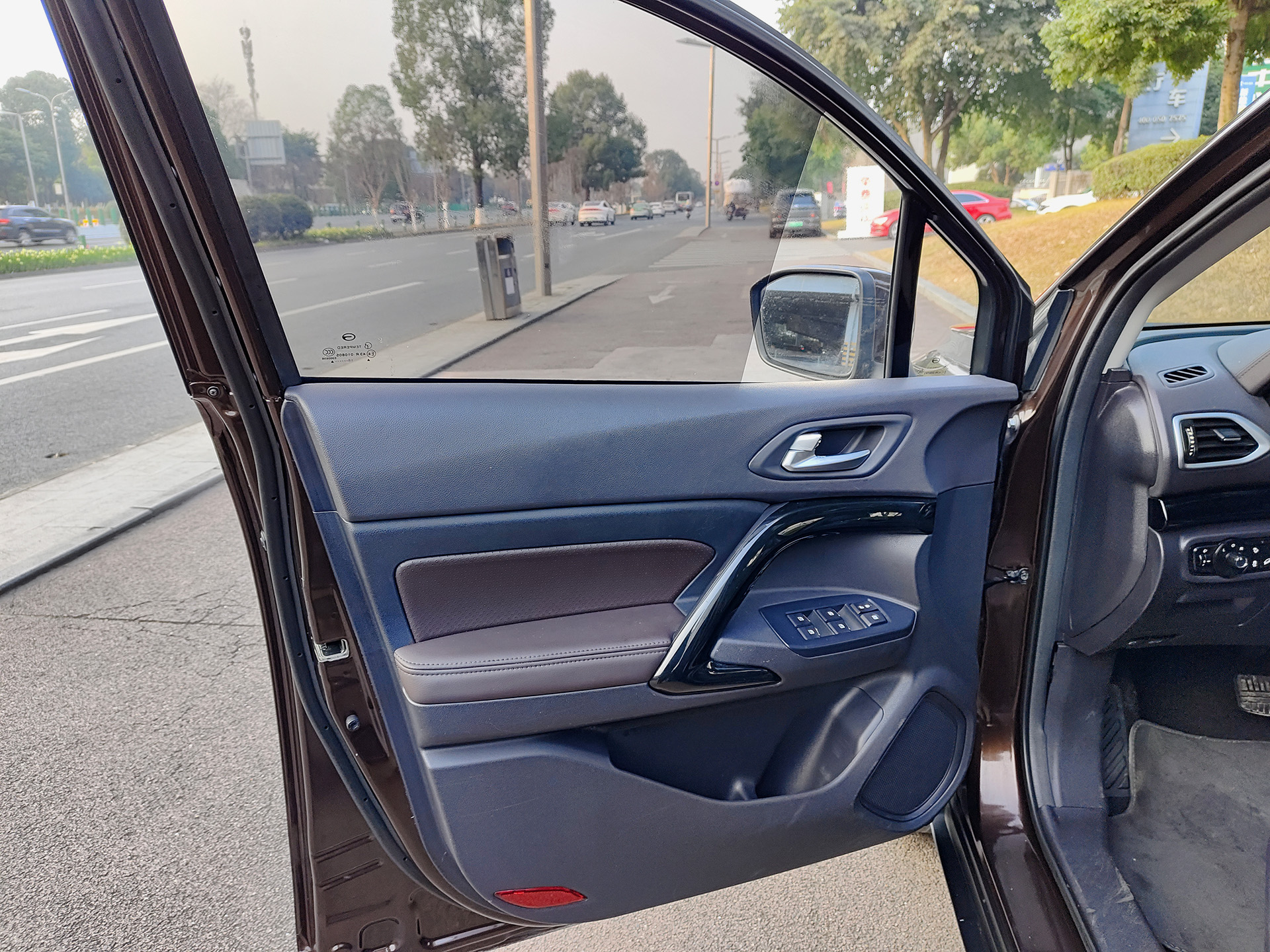 GAC ix4 2018 car image #6