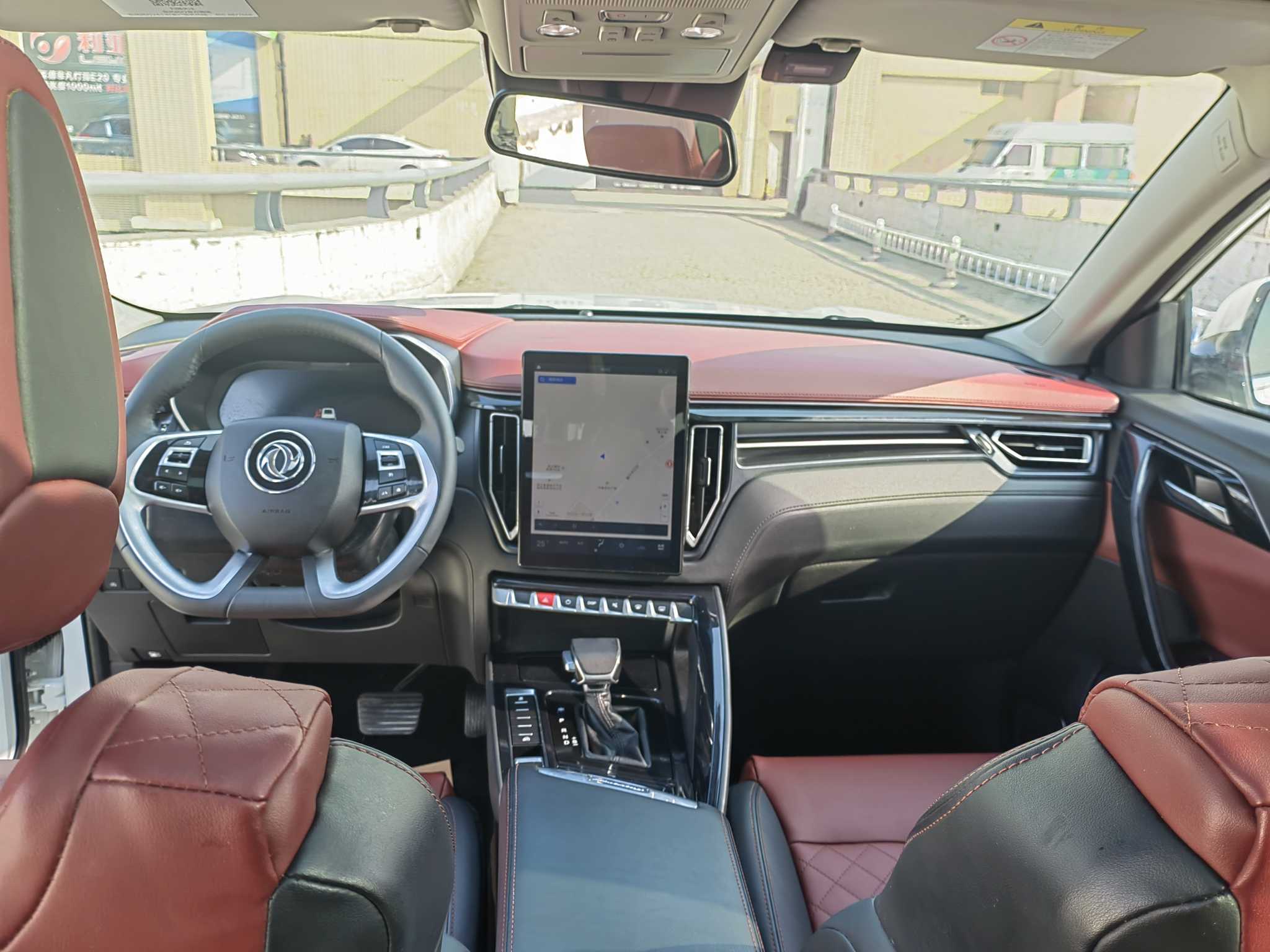 T5 2019 #6 T5 2019 car image #6