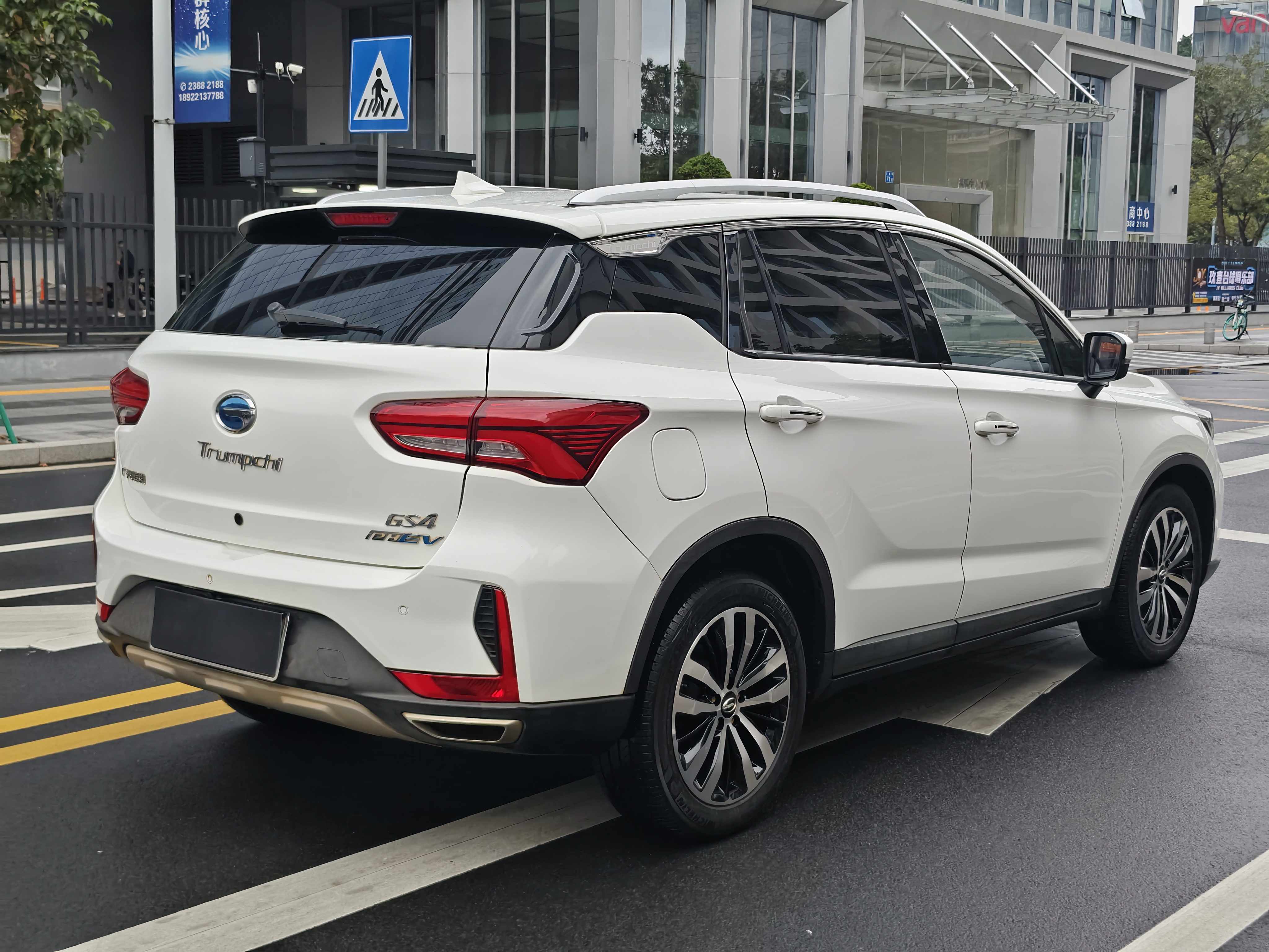 GAC Trumpchi GS4 New Energy 2019 car image #6