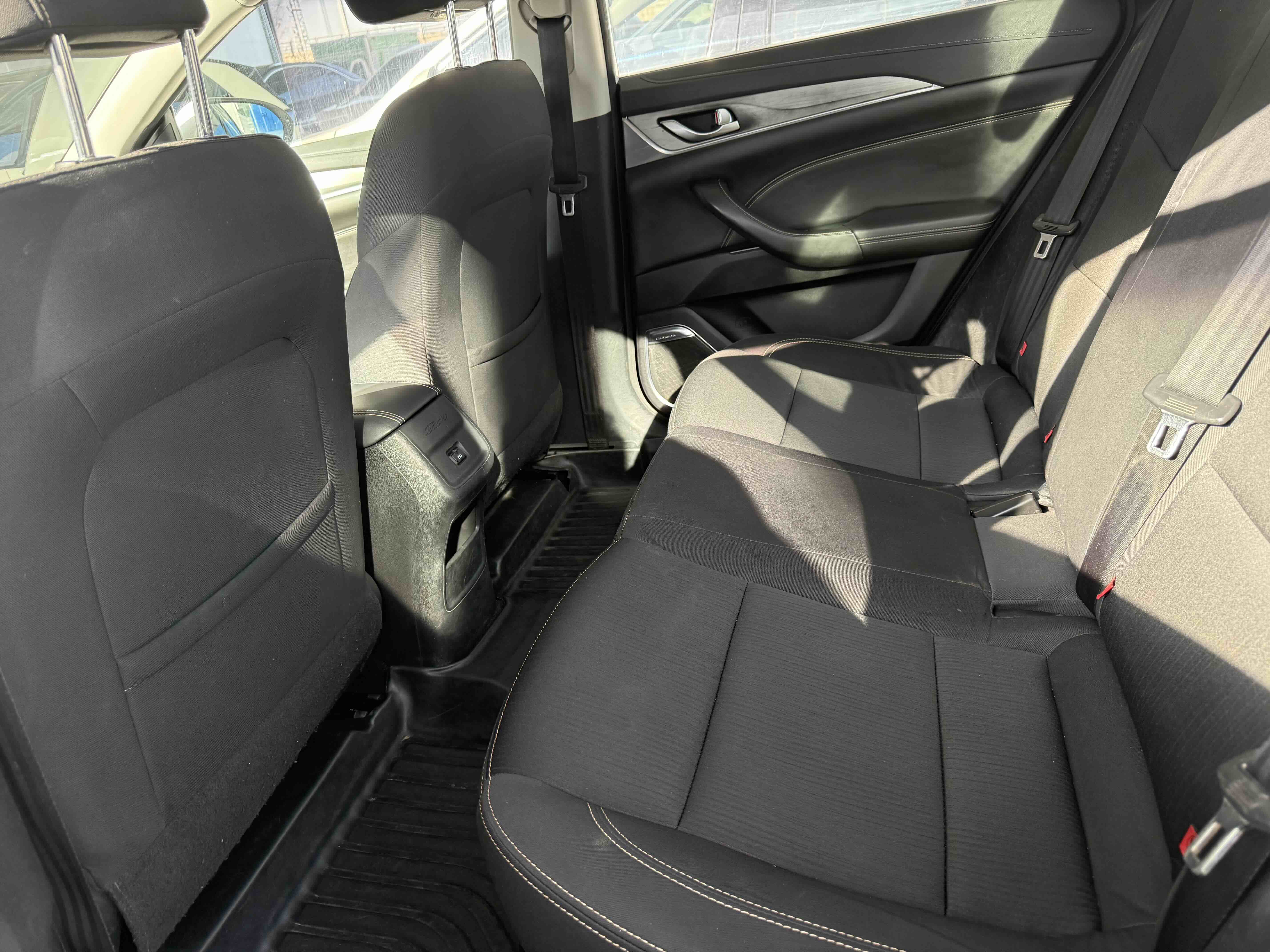 Changan Eado EV 2019 #6 Changan Eado EV 2019 car image #6