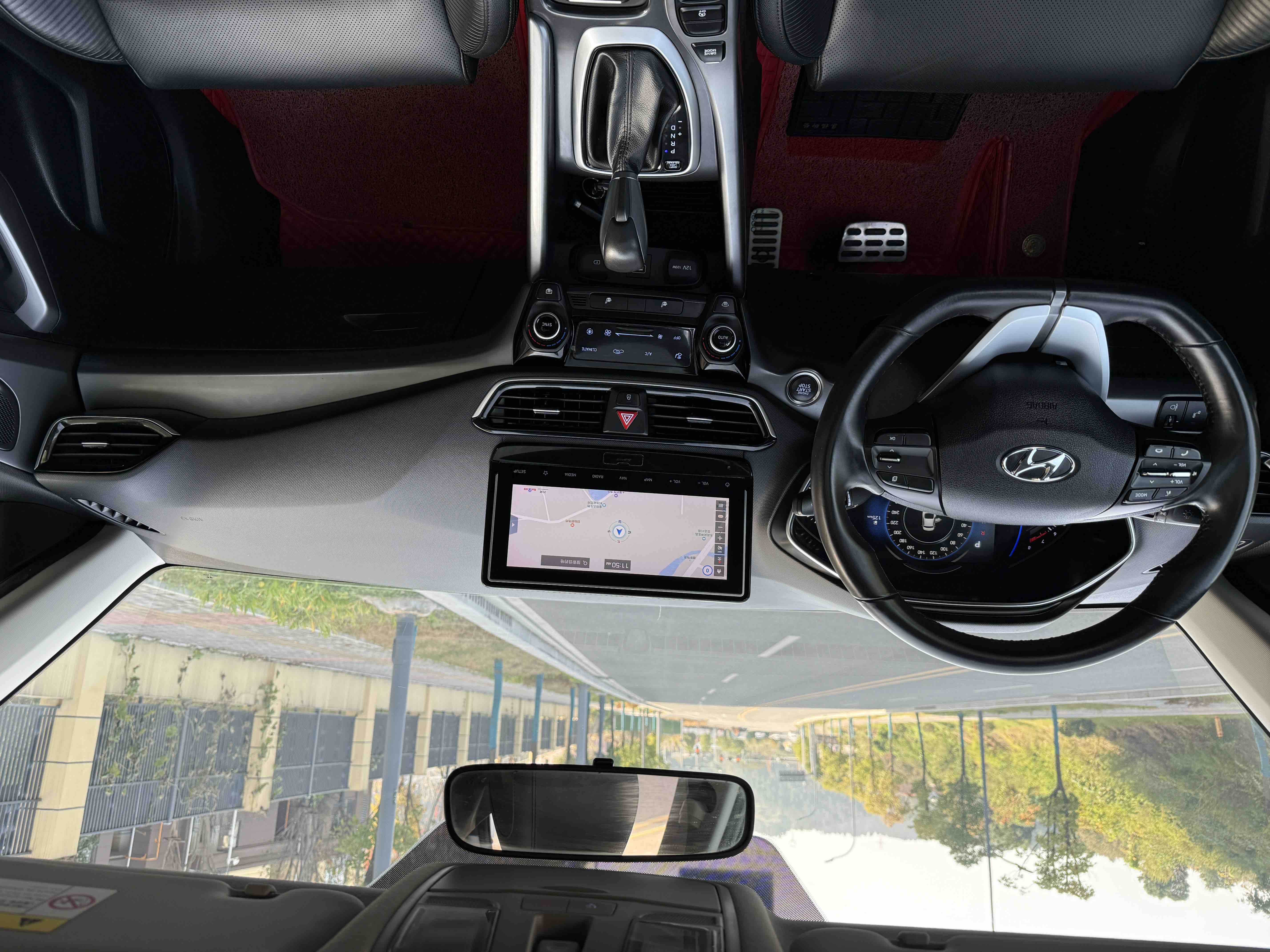 Hyundai Lafesta 2020 car image #6