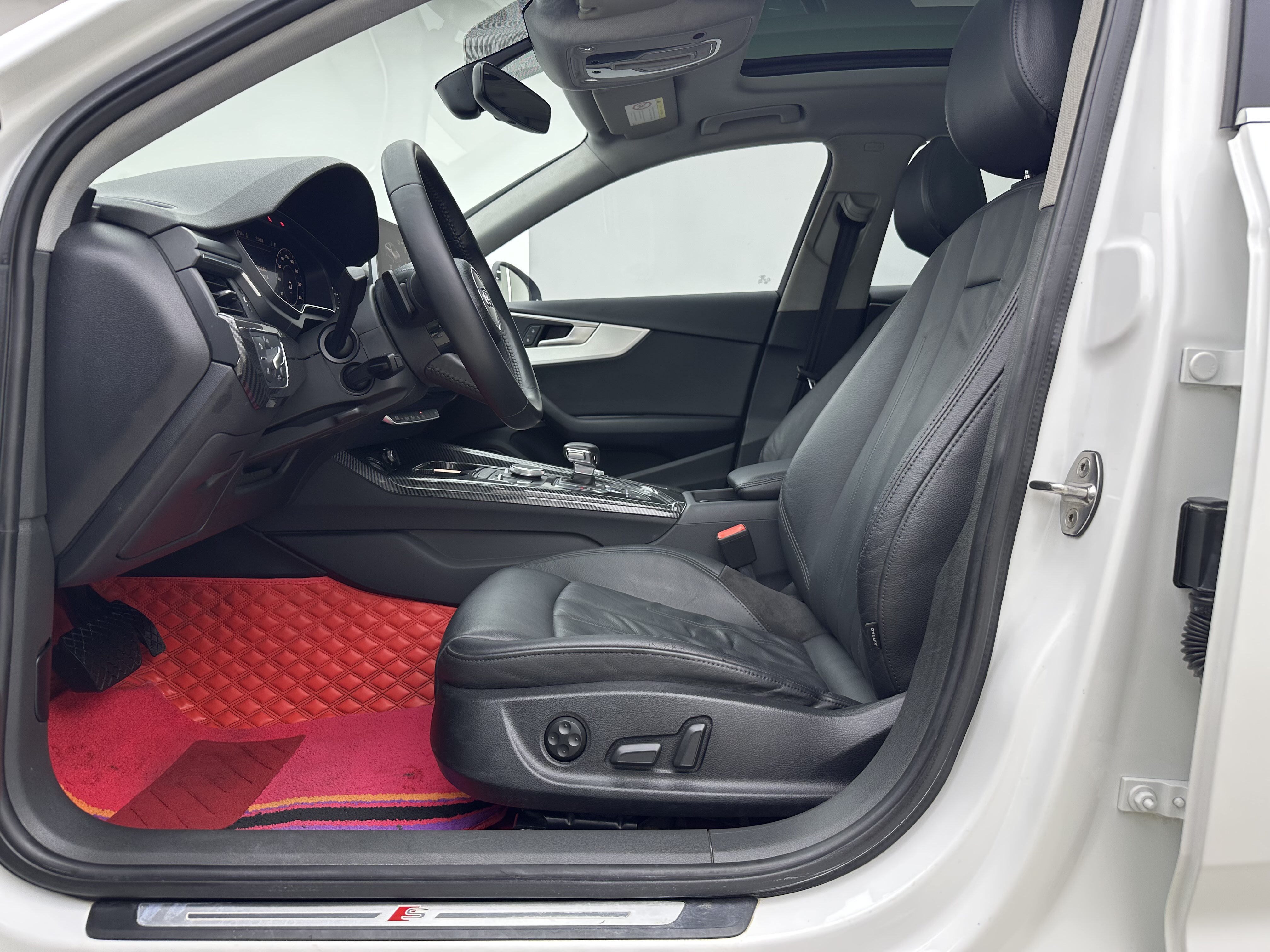 Audi A4L 2019 #6 Audi A4L 2019 car image #6