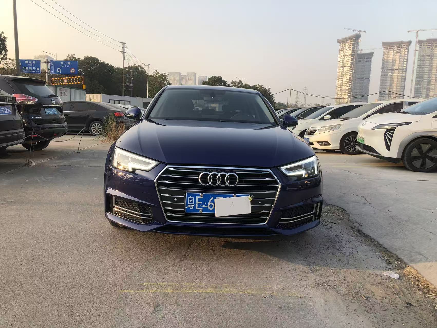 Audi A4L 2019 car image #6