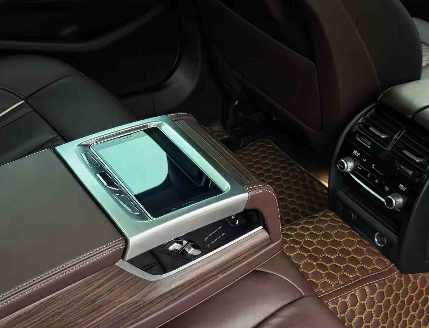 BMW 5 Series 2018 car image #6