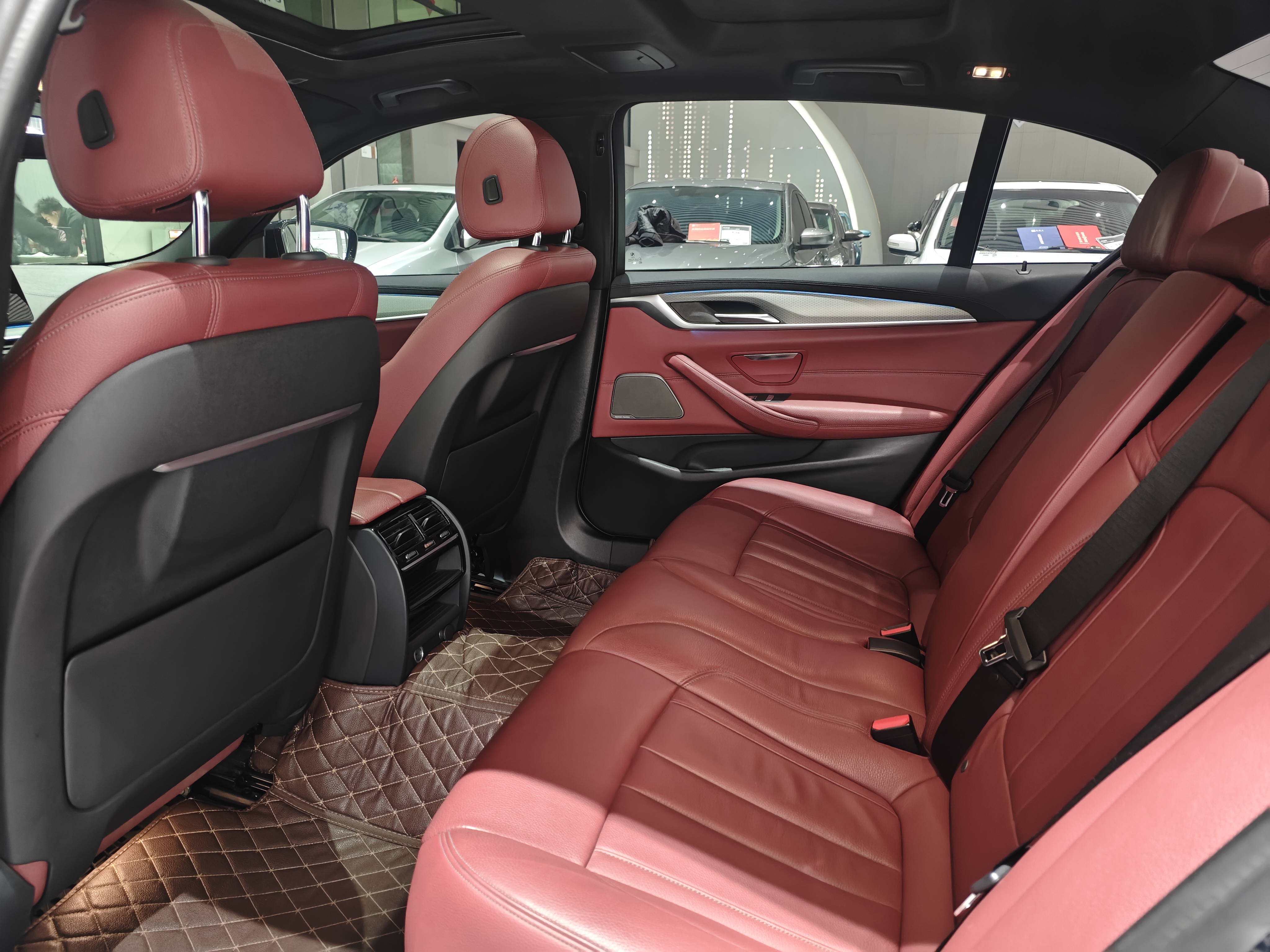 BMW 5 Series 2019 #6 BMW 5 Series 2019 car image #6